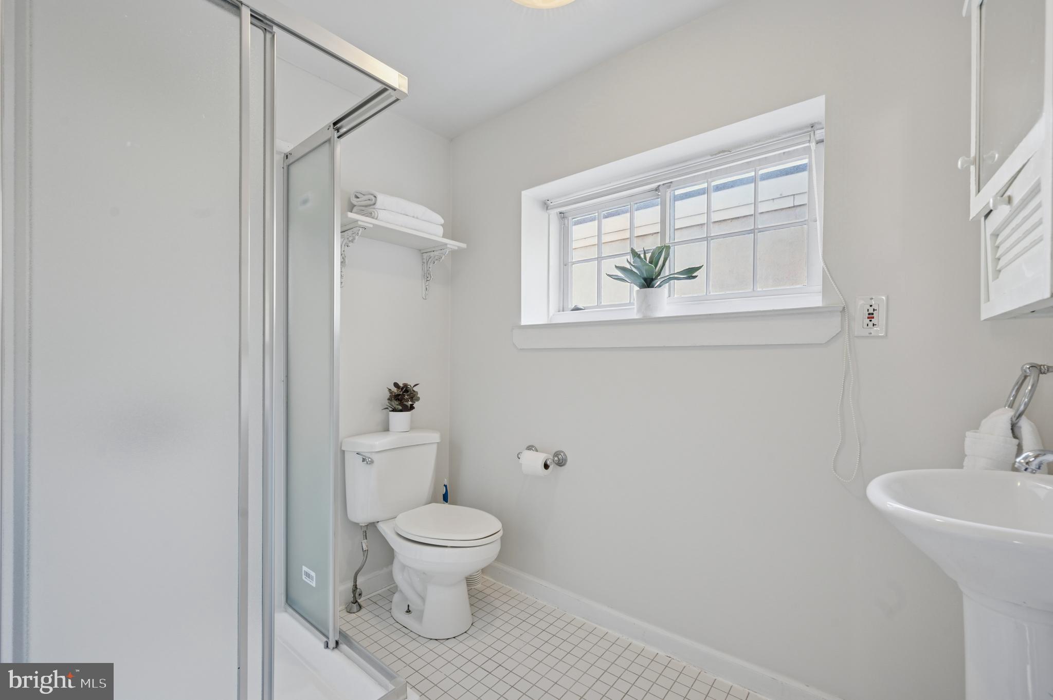 WASHINGTON SQ WEST - Residential