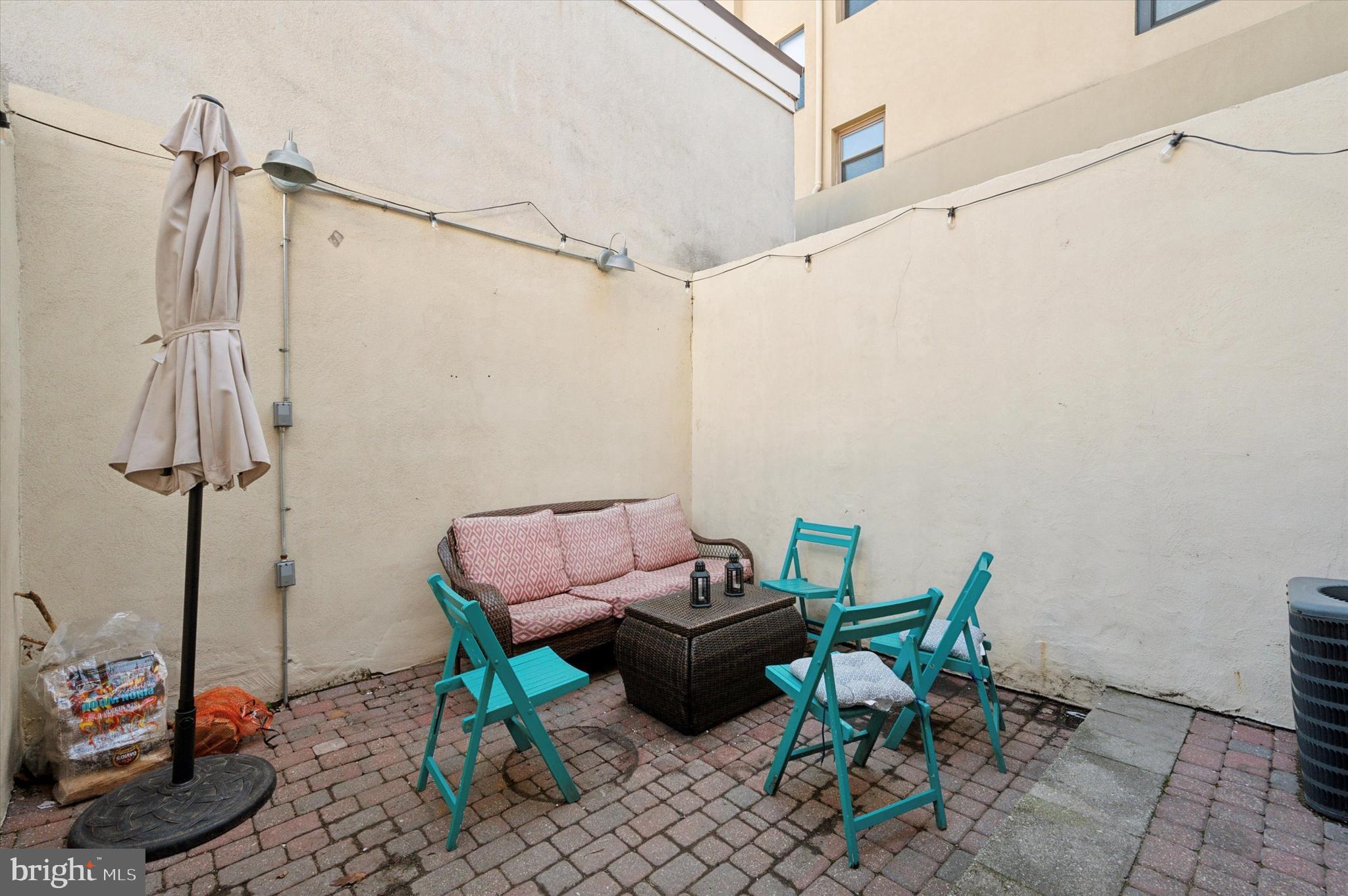 WASHINGTON SQ WEST - Residential