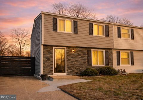 8005 COVINGTON AVENUE GLEN BURNIE MD 21061