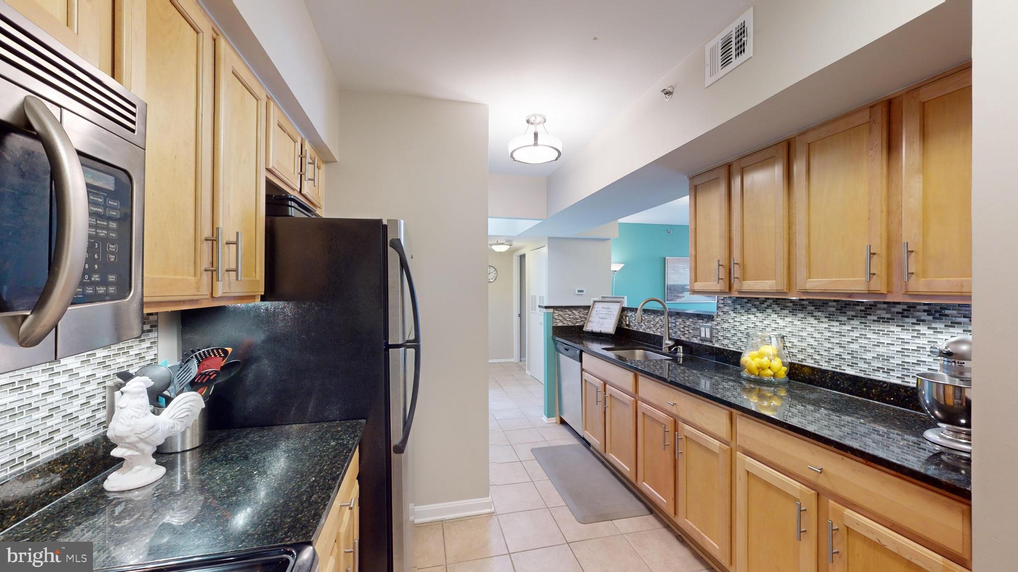 WESTVIEW AT BALLSTON METRO - Residential