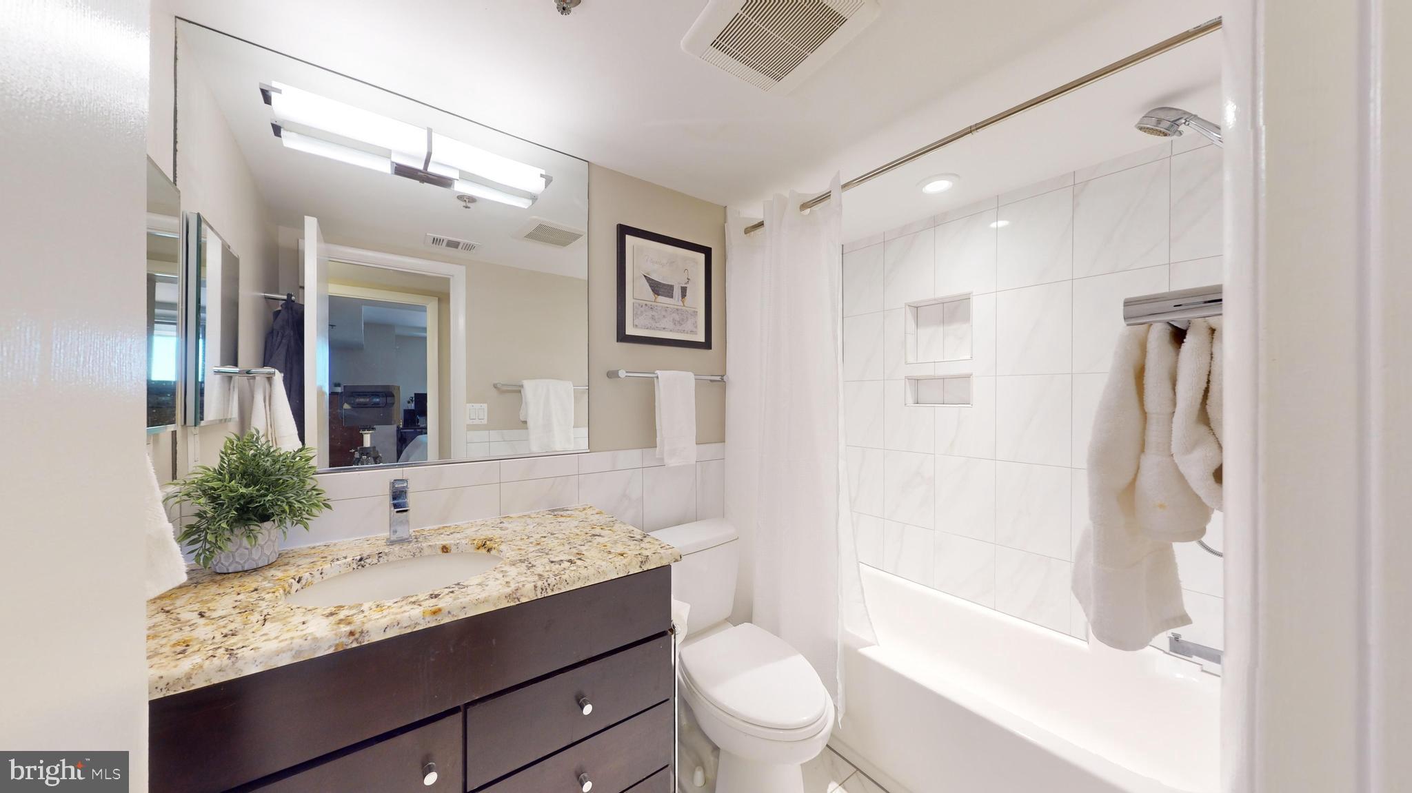 WESTVIEW AT BALLSTON METRO - Residential