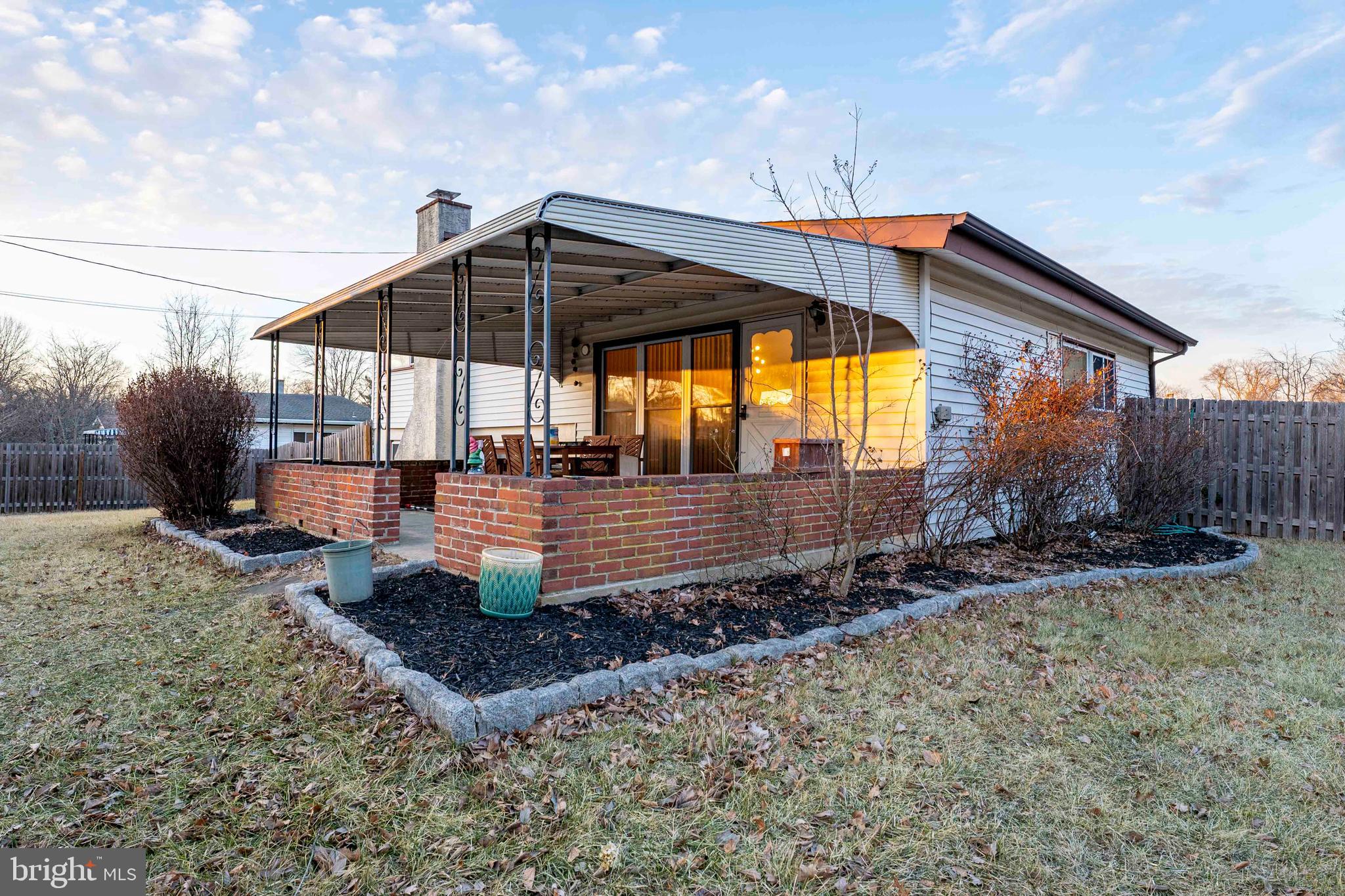 CENTER SQ GREEN - Residential