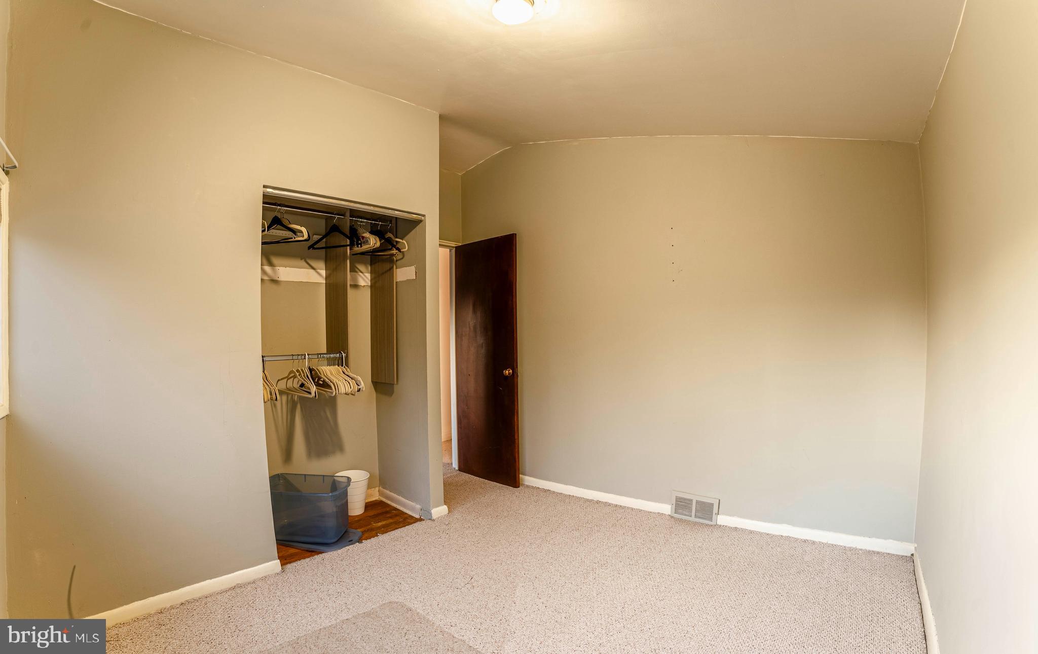 CENTER SQ GREEN - Residential