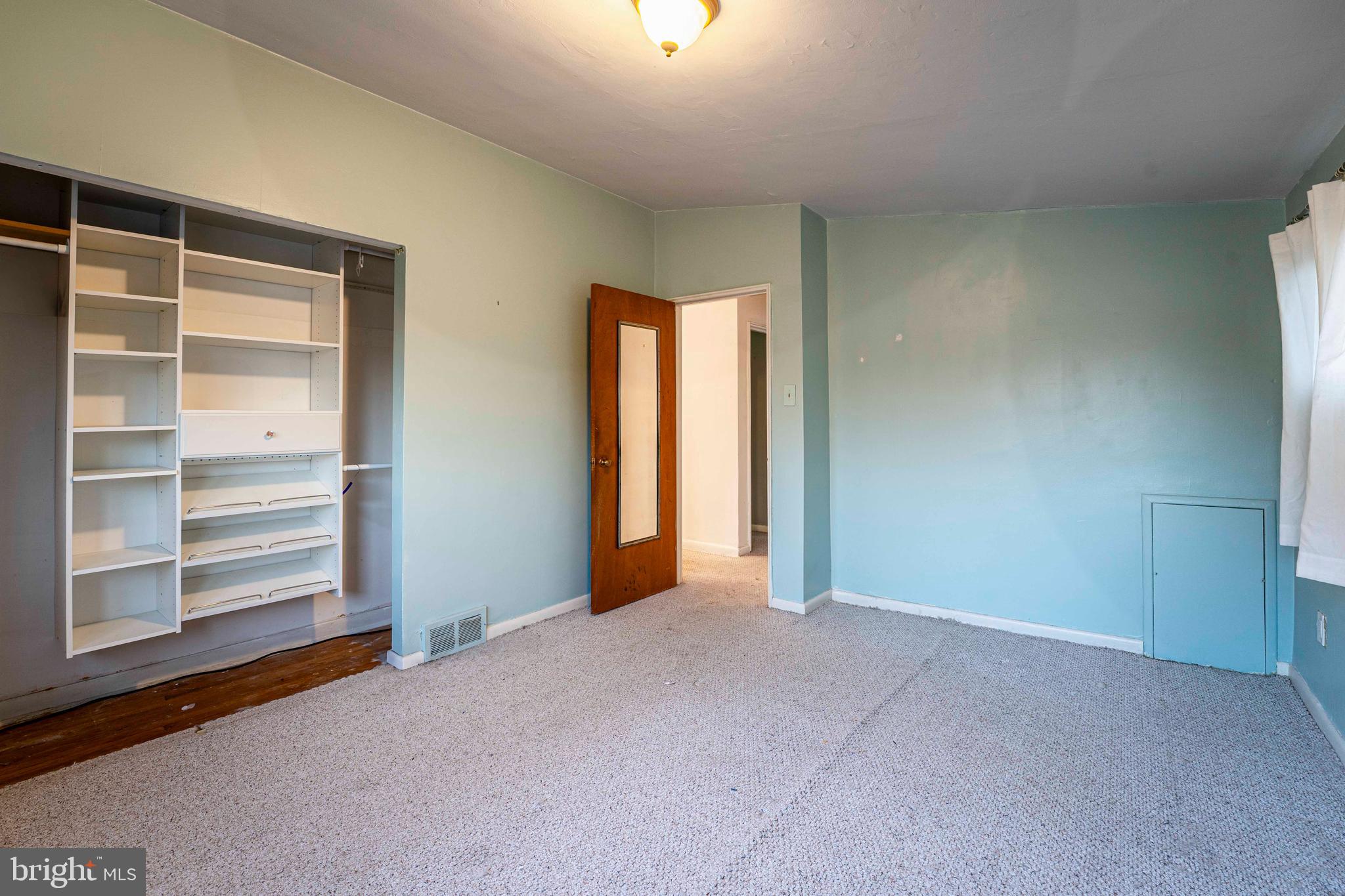 CENTER SQ GREEN - Residential