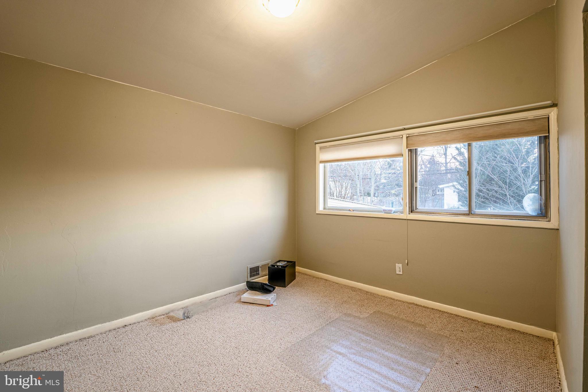 CENTER SQ GREEN - Residential