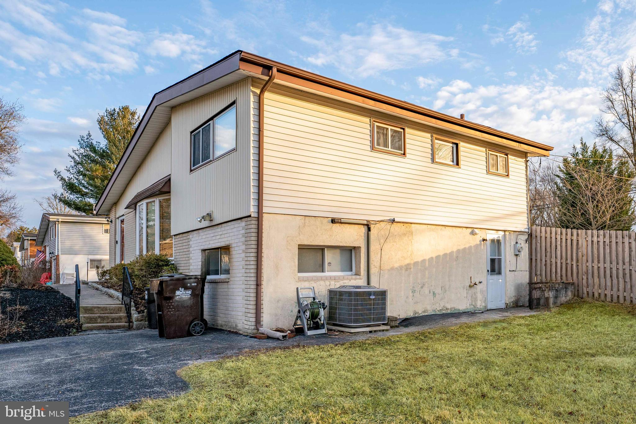 CENTER SQ GREEN - Residential