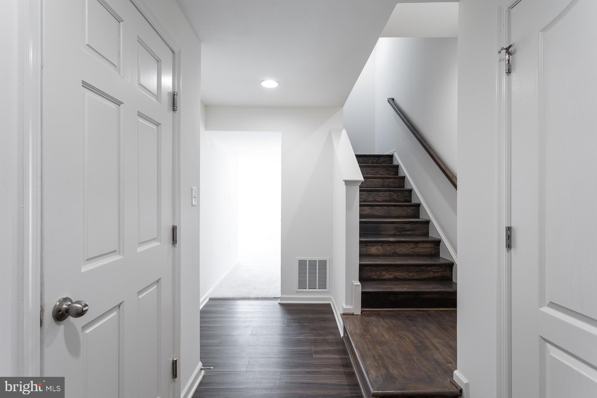 ARCHERS ROCK - Residential