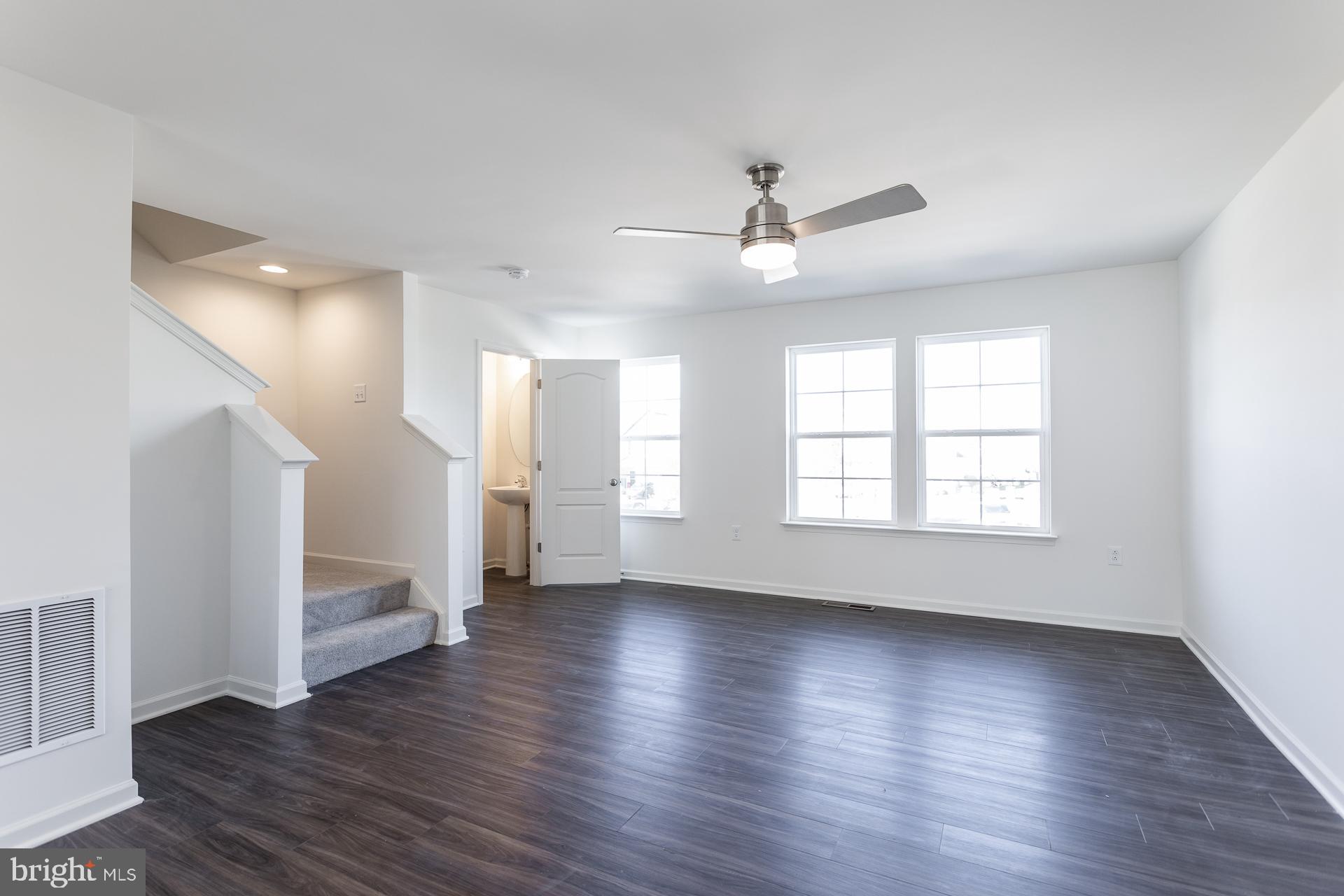 ARCHERS ROCK - Residential