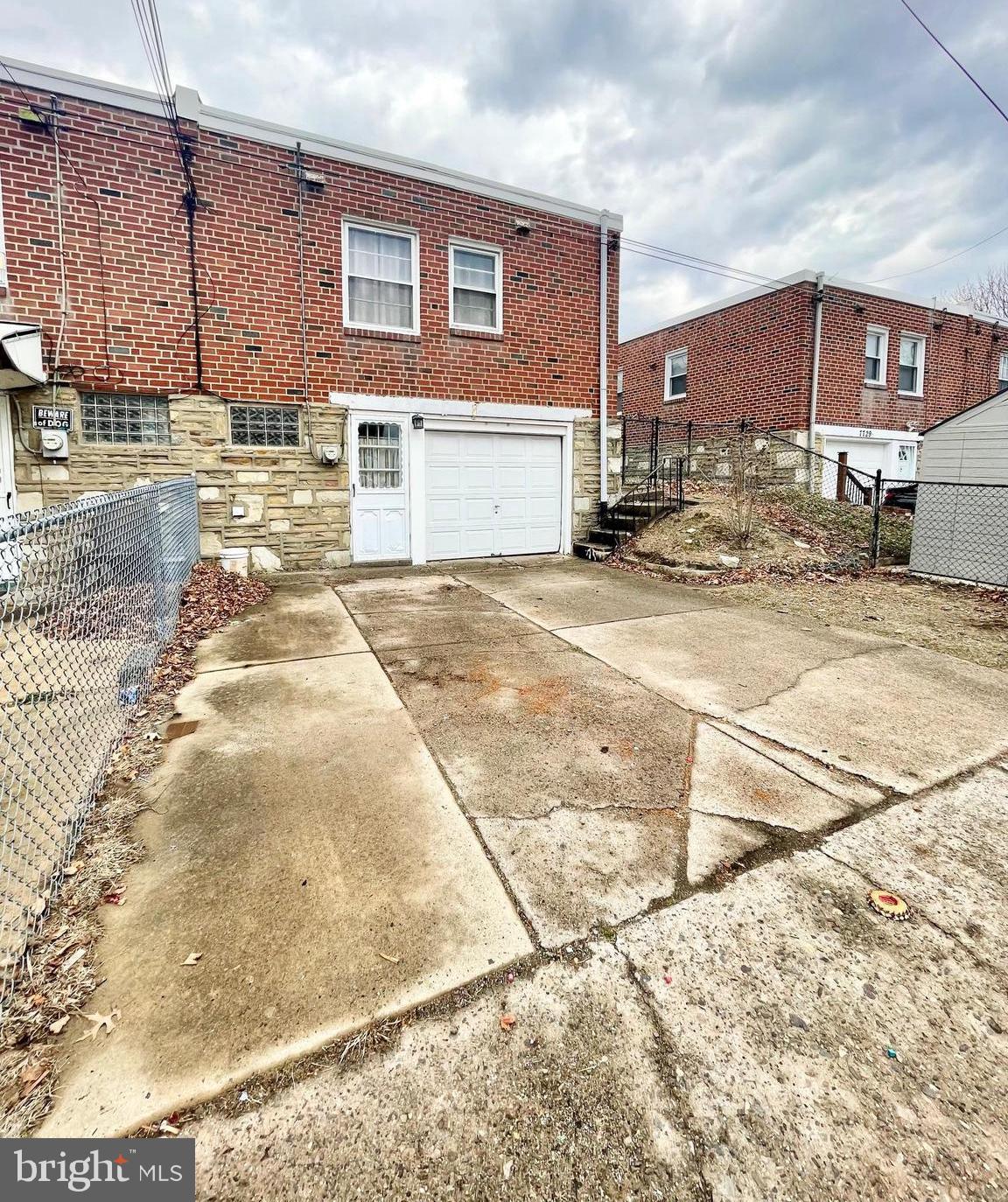 FOX CHASE - Residential