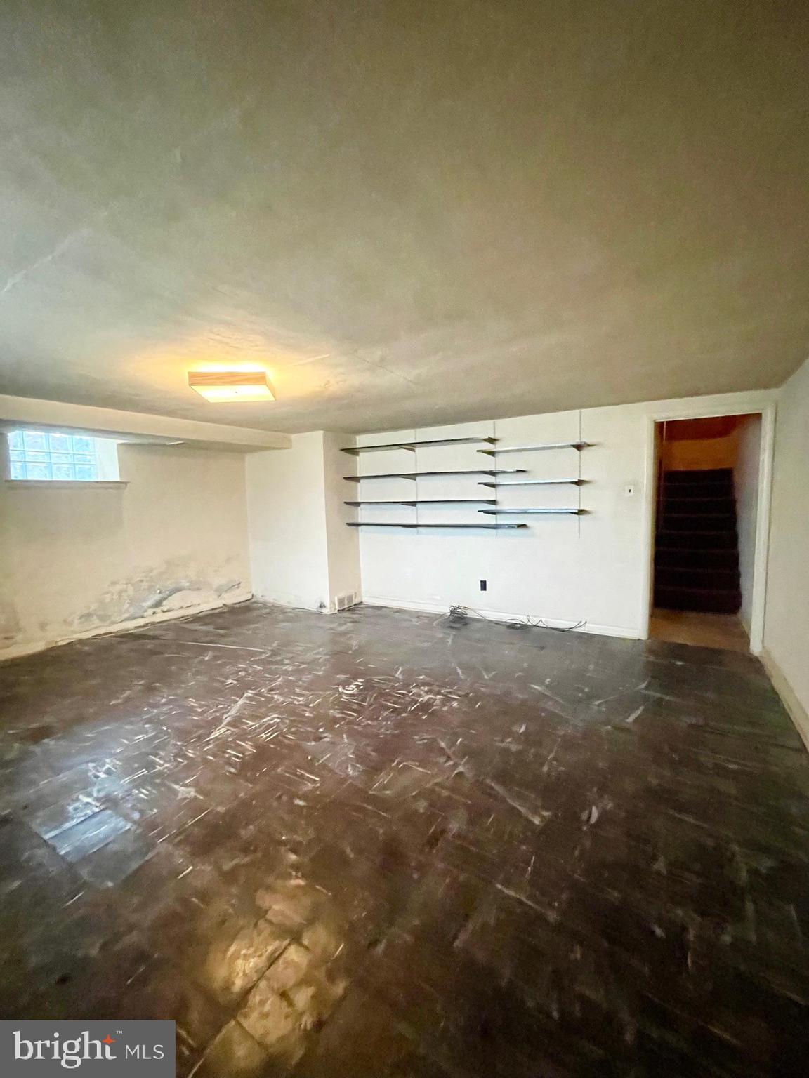 FOX CHASE - Residential