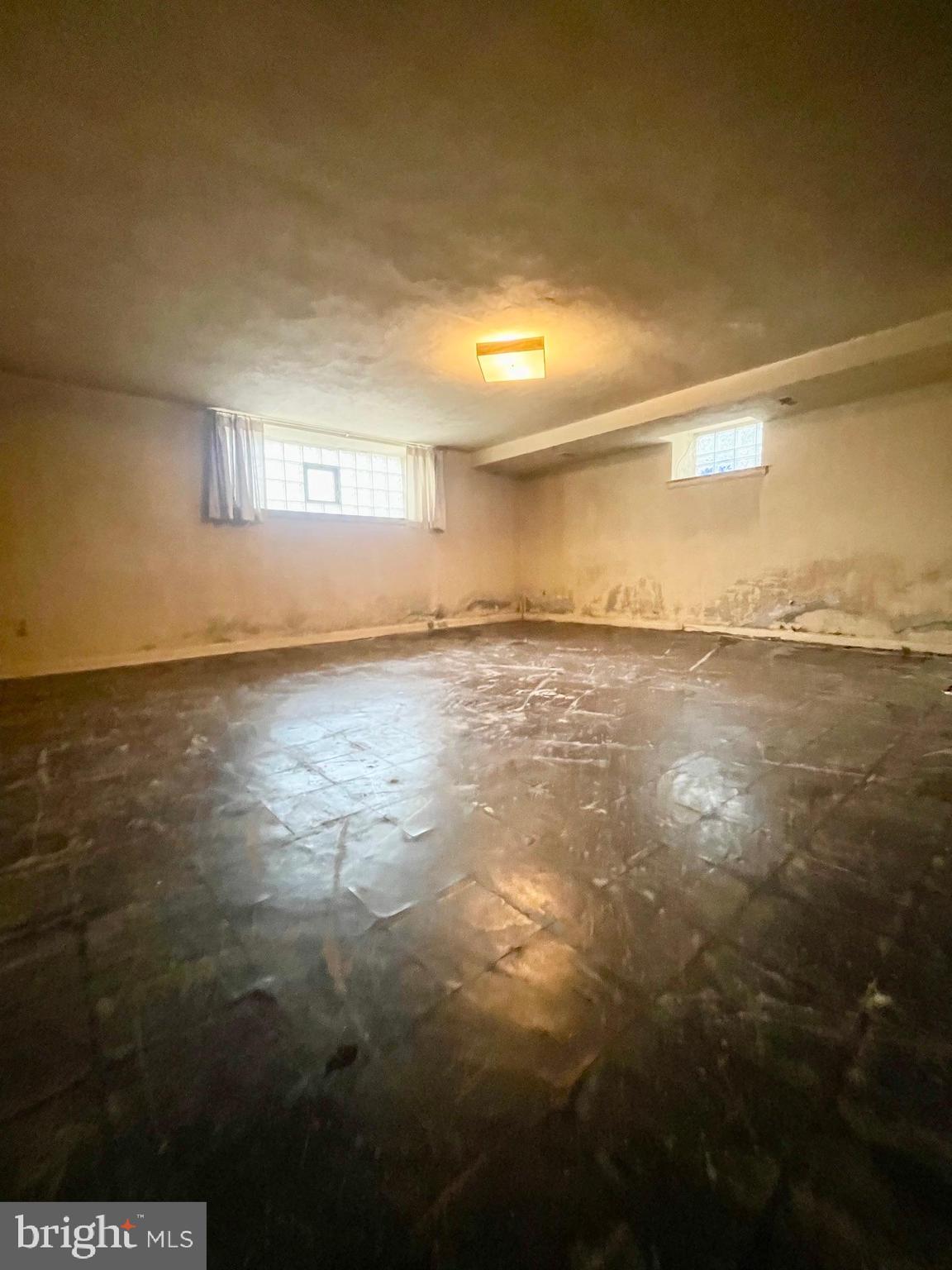 FOX CHASE - Residential