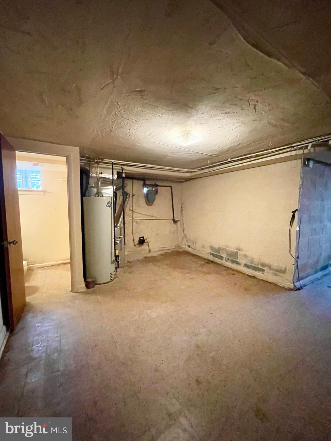 FOX CHASE - Residential