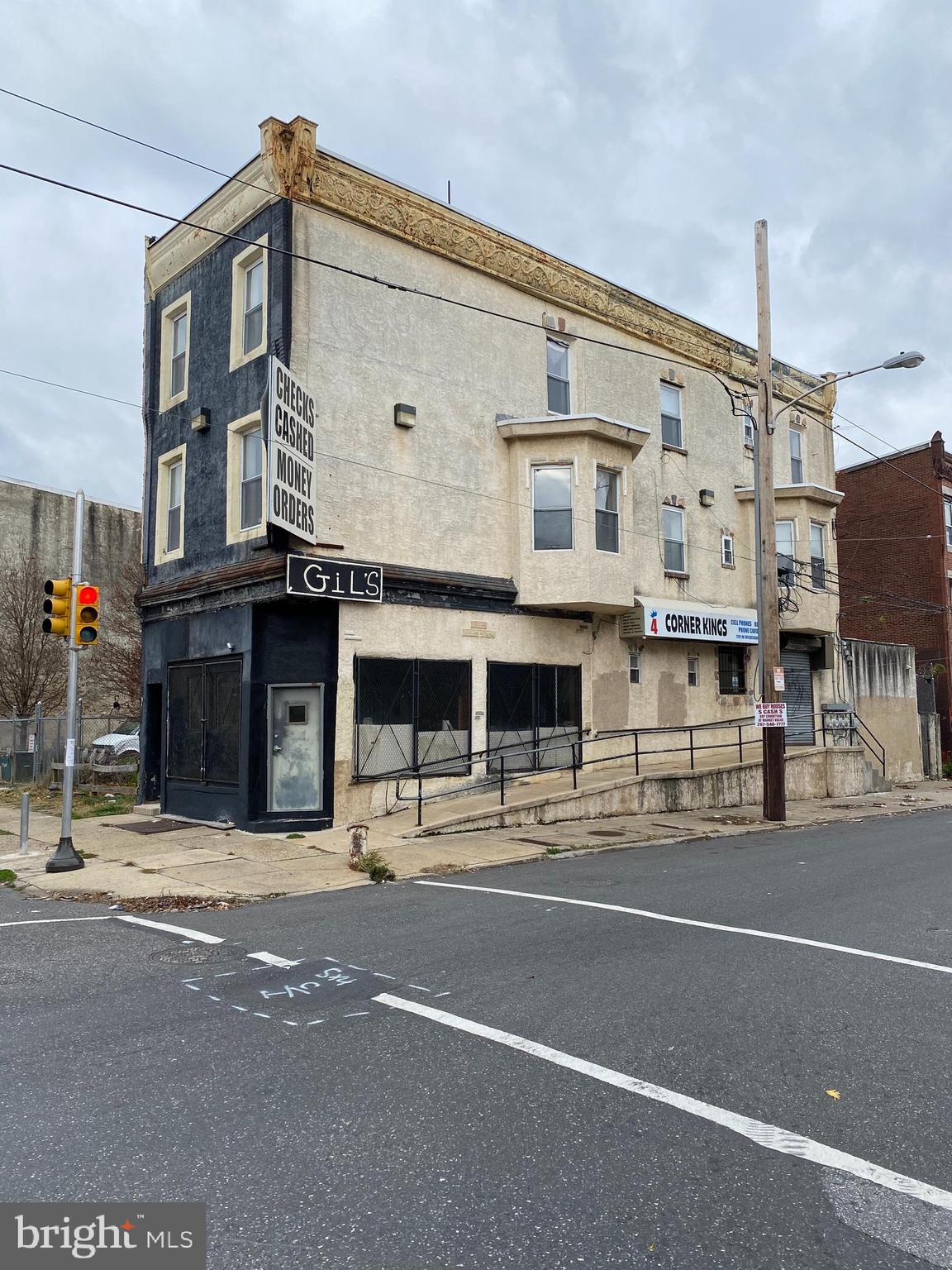 PHILADELPHIA (NORTHWEST) - Commercial Sale
