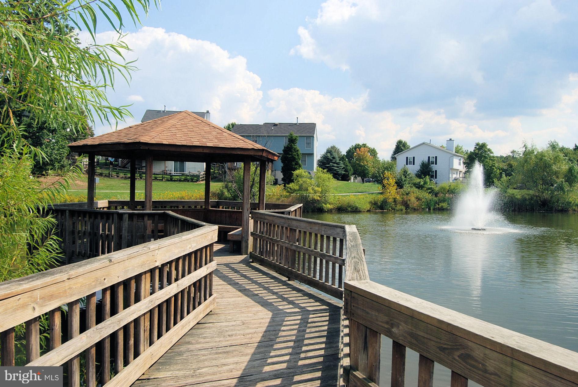 VALLEY STREAM ESTATES - Residential