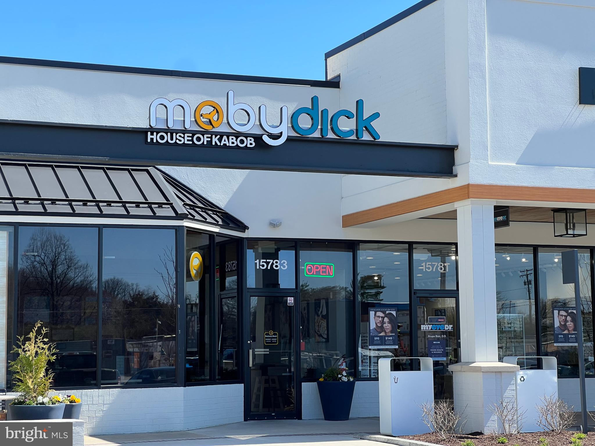 VALLEY STREAM ESTATES - Residential