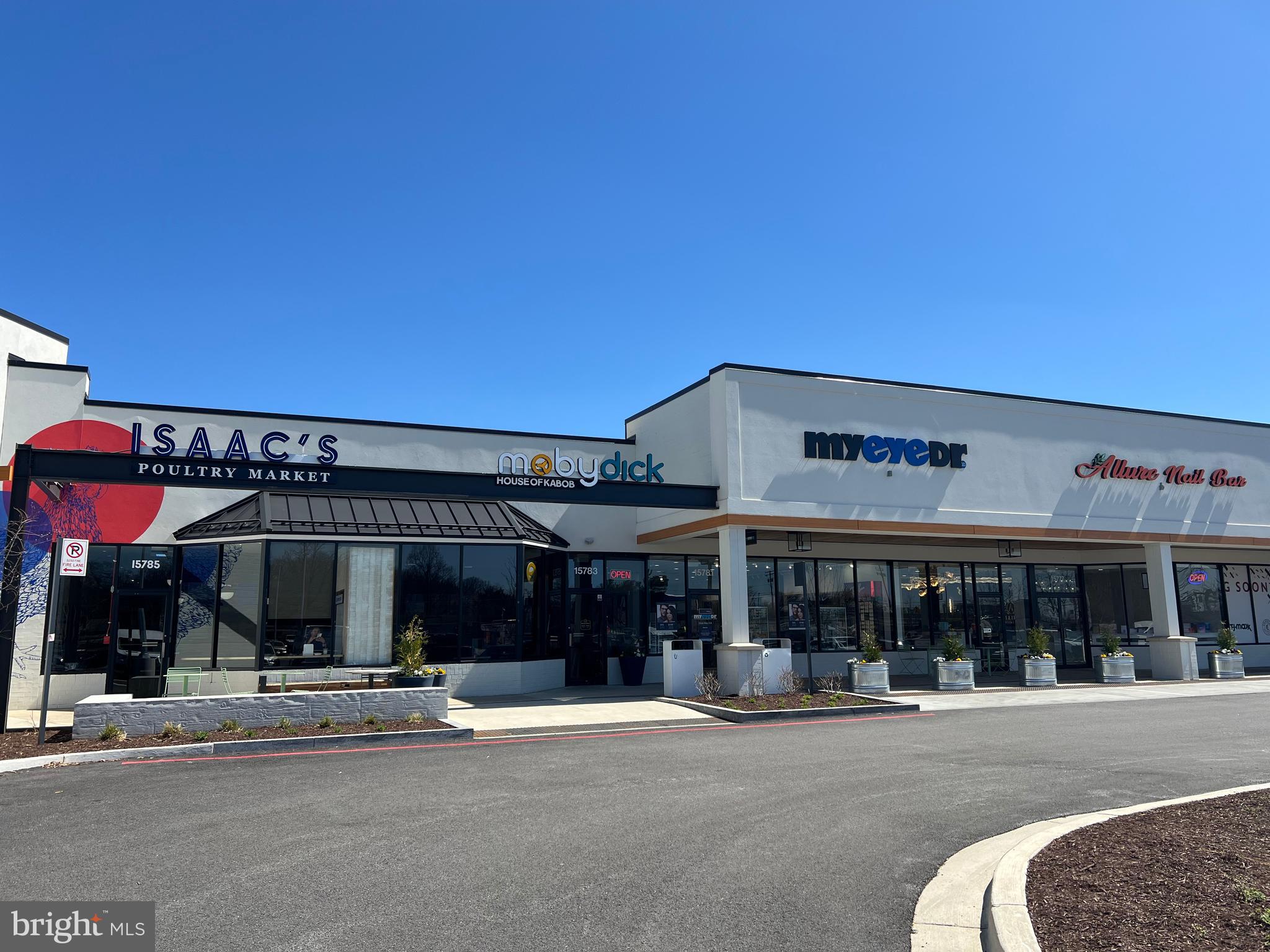 VALLEY STREAM ESTATES - Residential