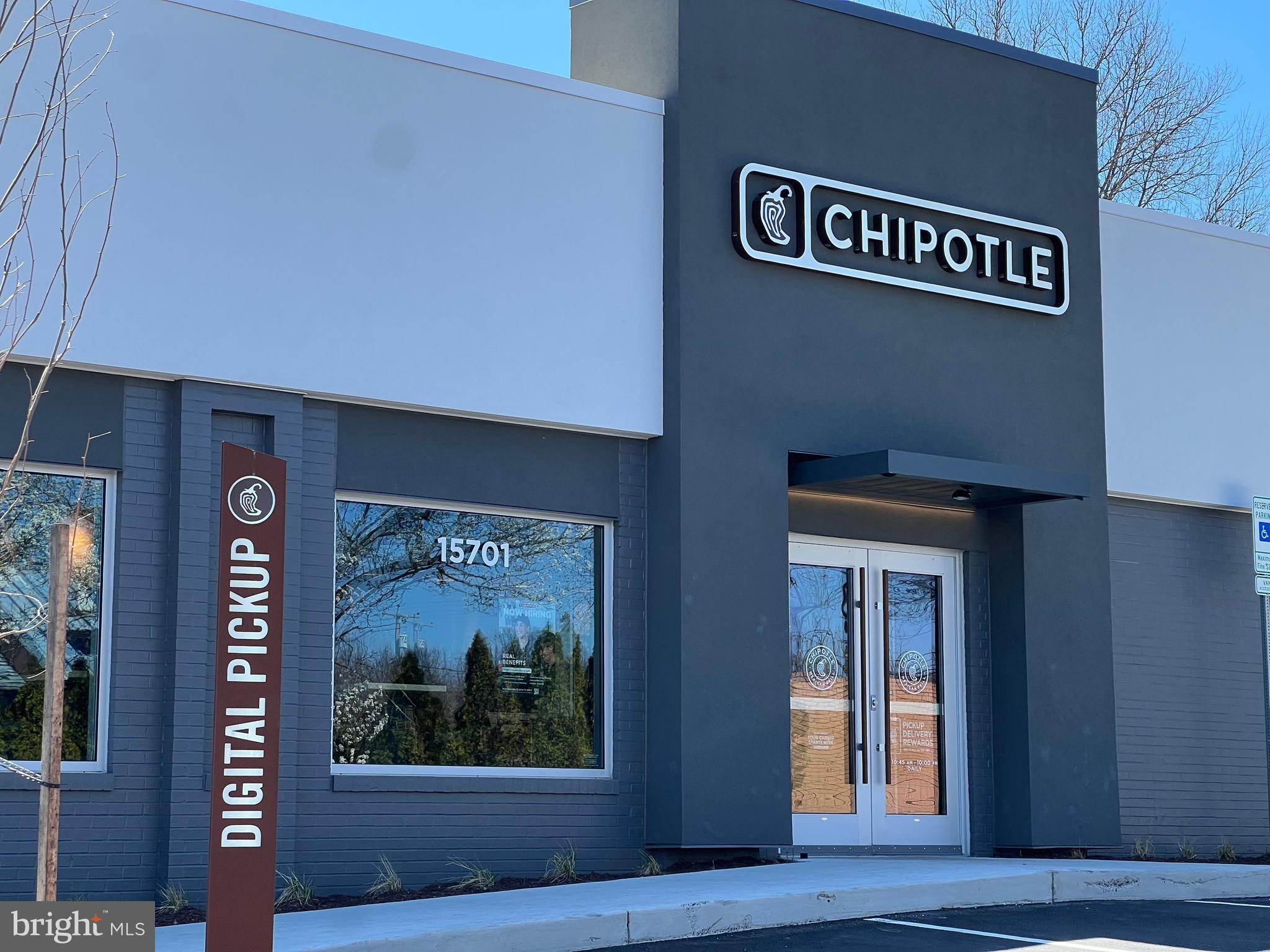 VALLEY STREAM ESTATES - Residential