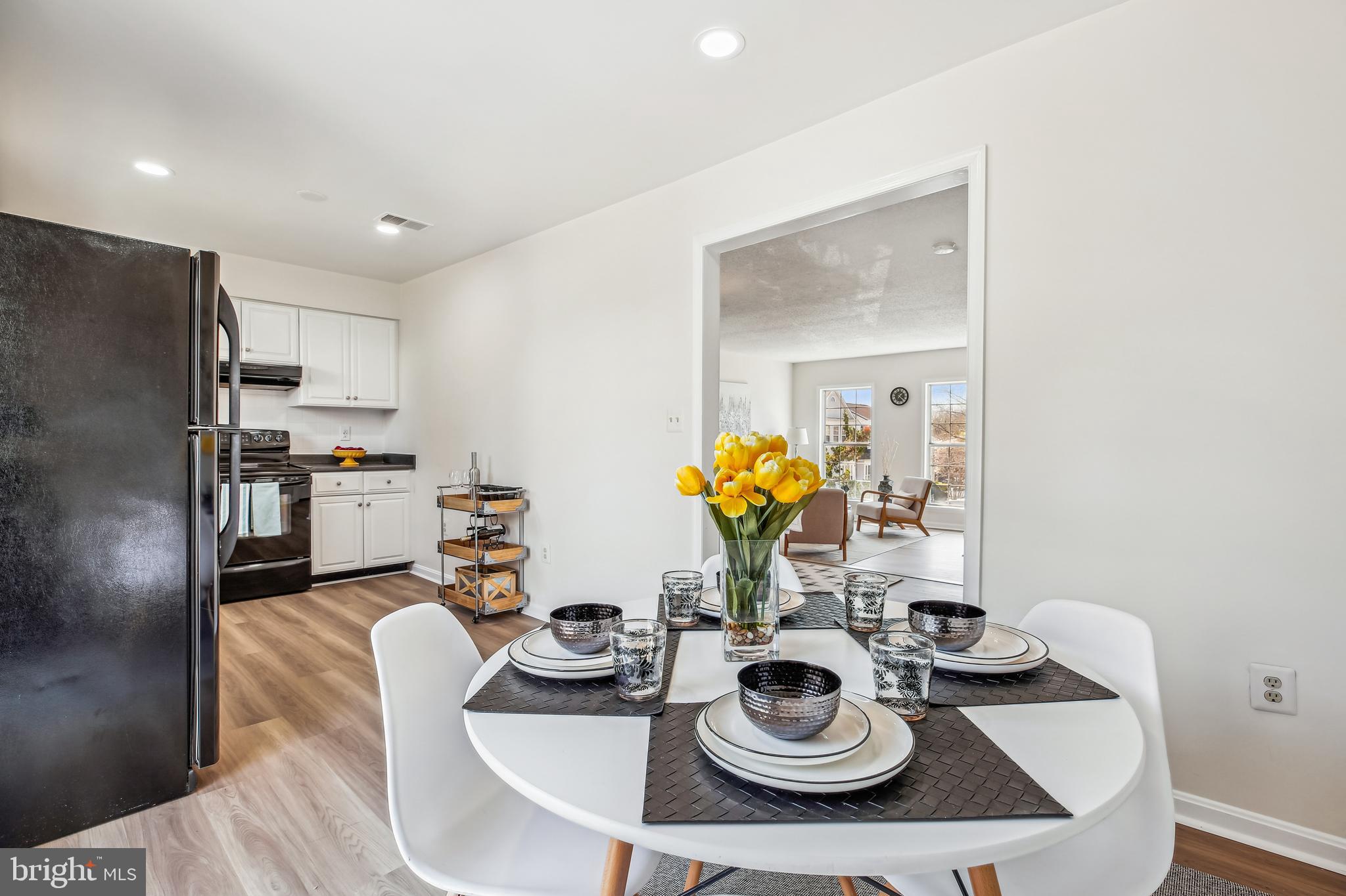 VALLEY STREAM ESTATES - Residential