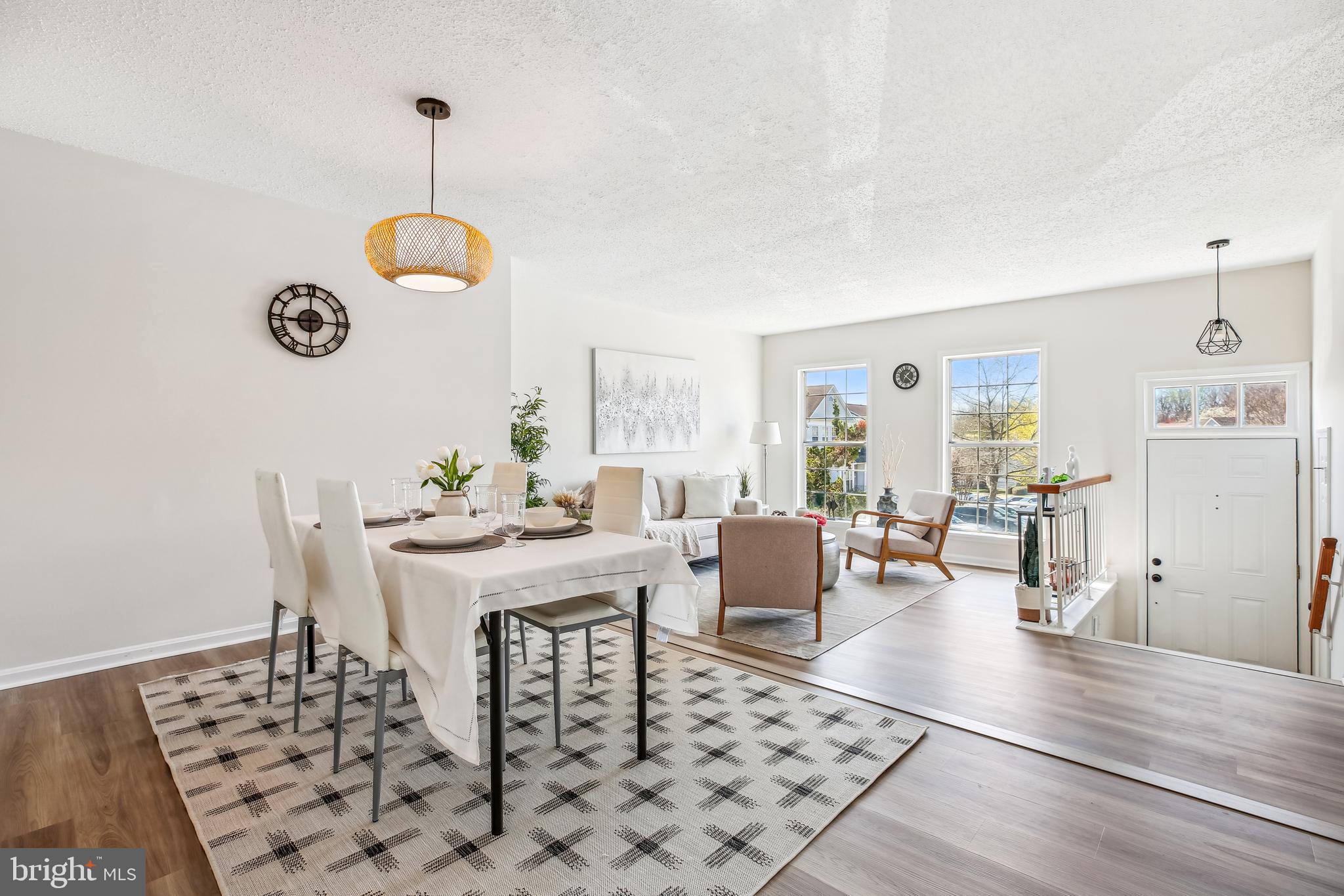 VALLEY STREAM ESTATES - Residential