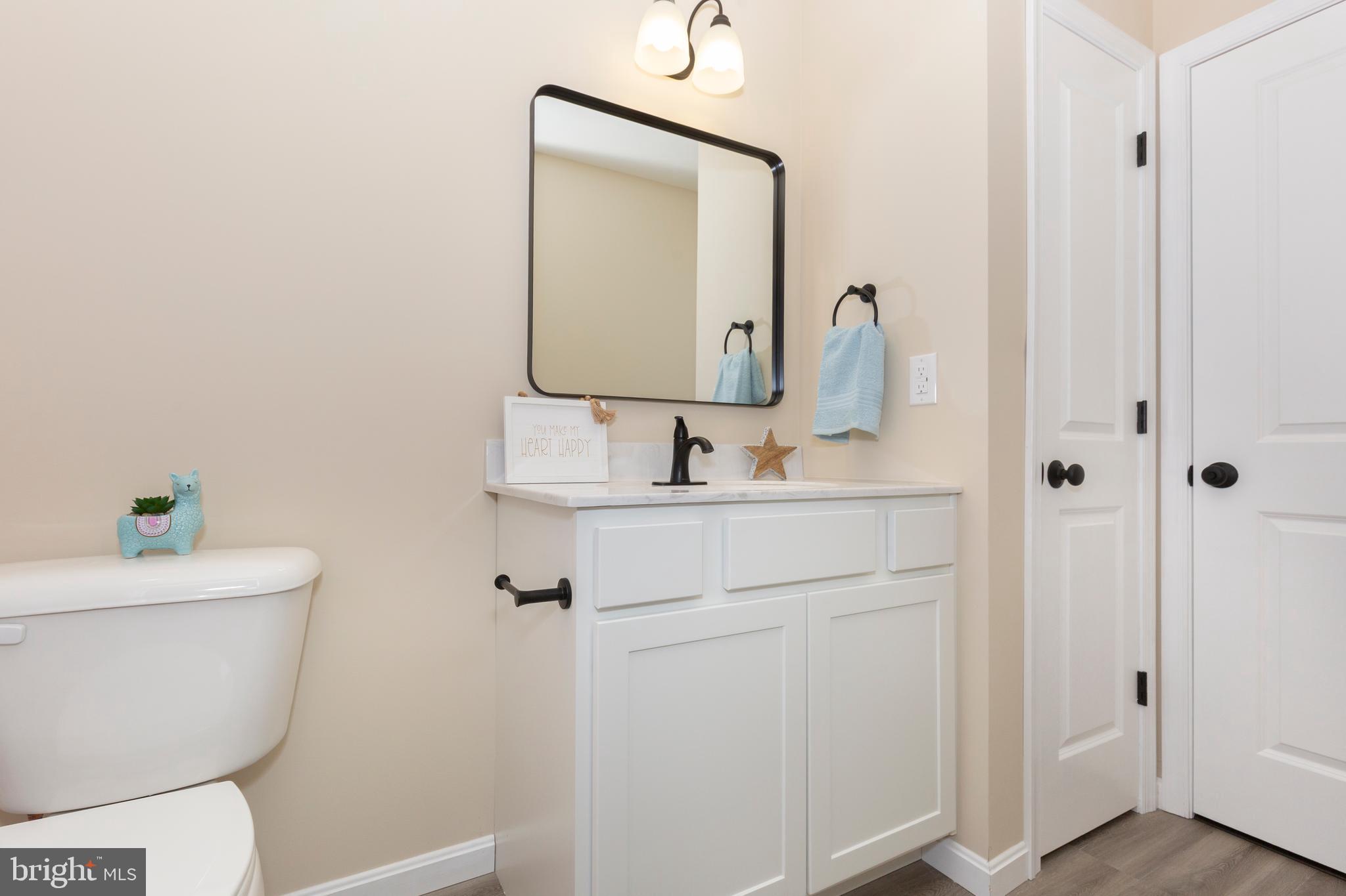 COLONIAL RIDGE - Residential