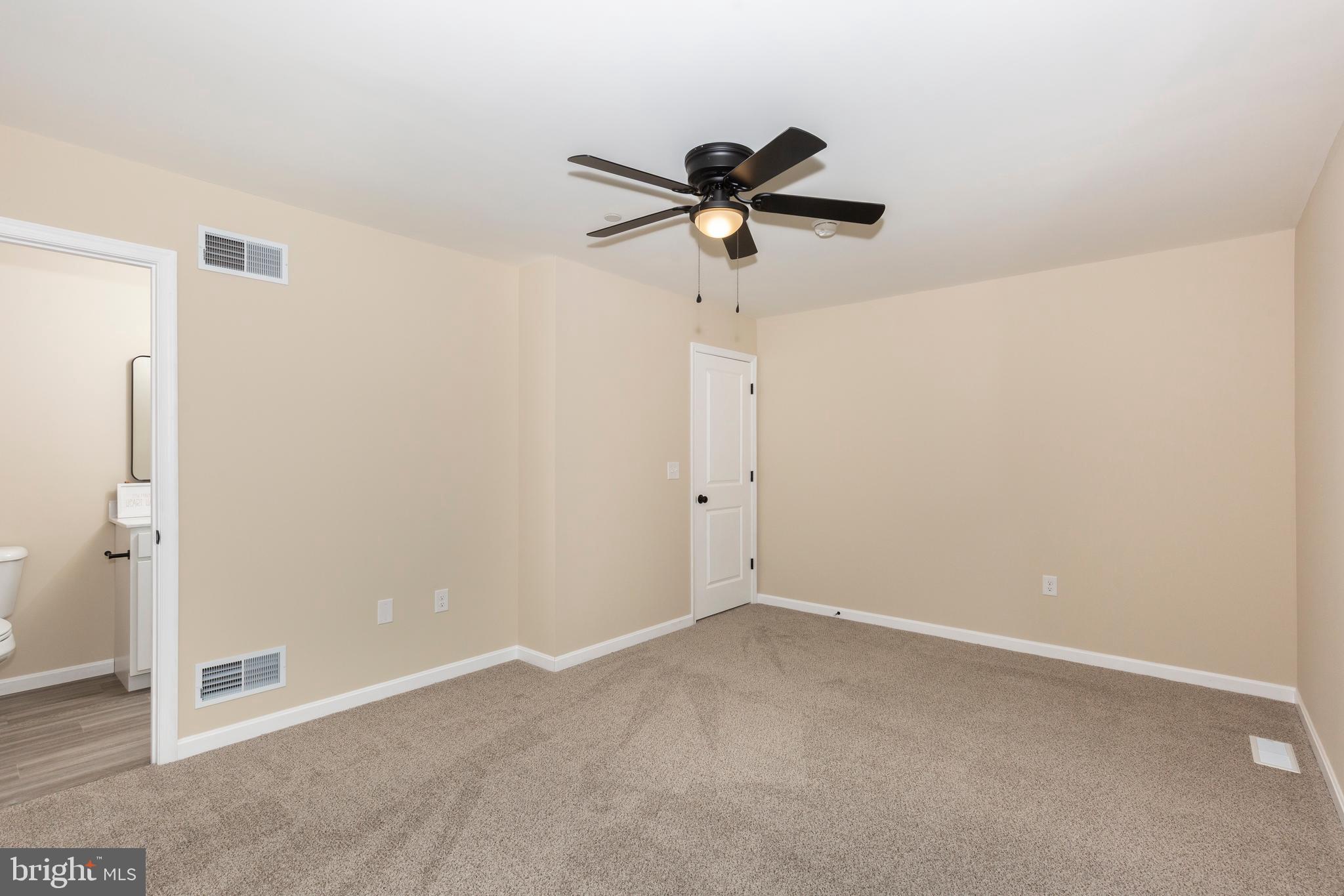 COLONIAL RIDGE - Residential