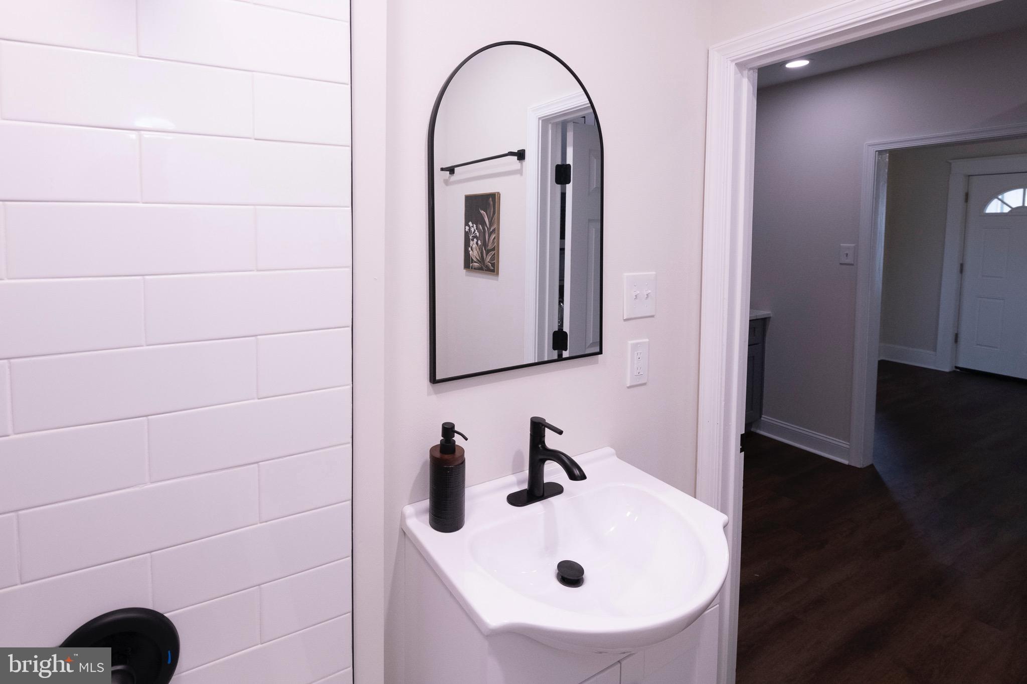 LINWOOD - Residential