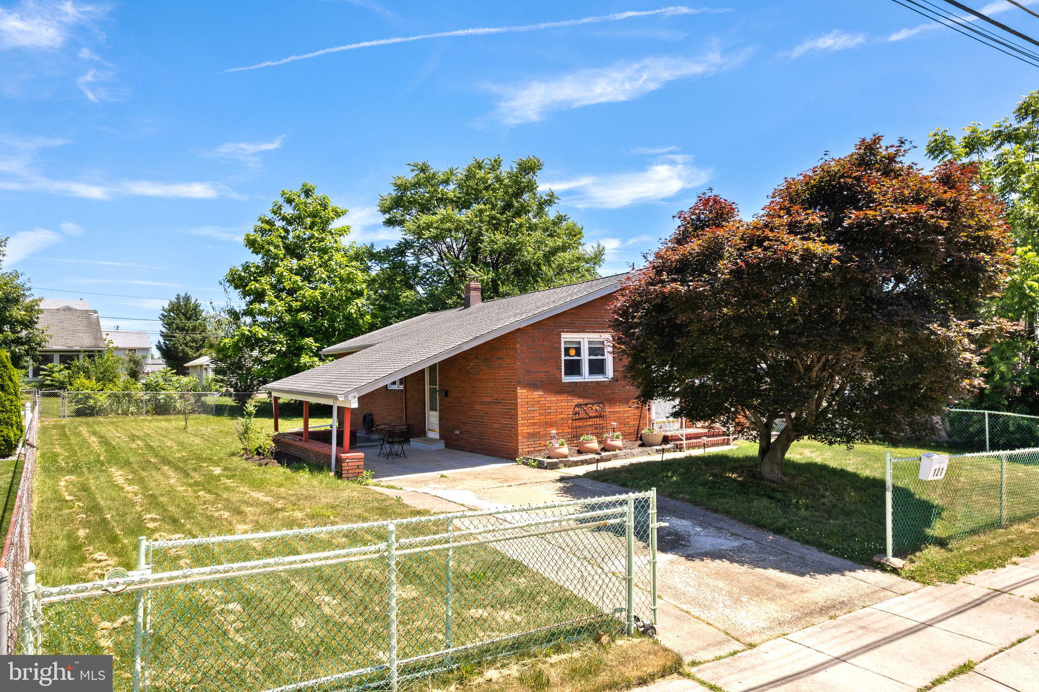 121 DOBBS AVENUE