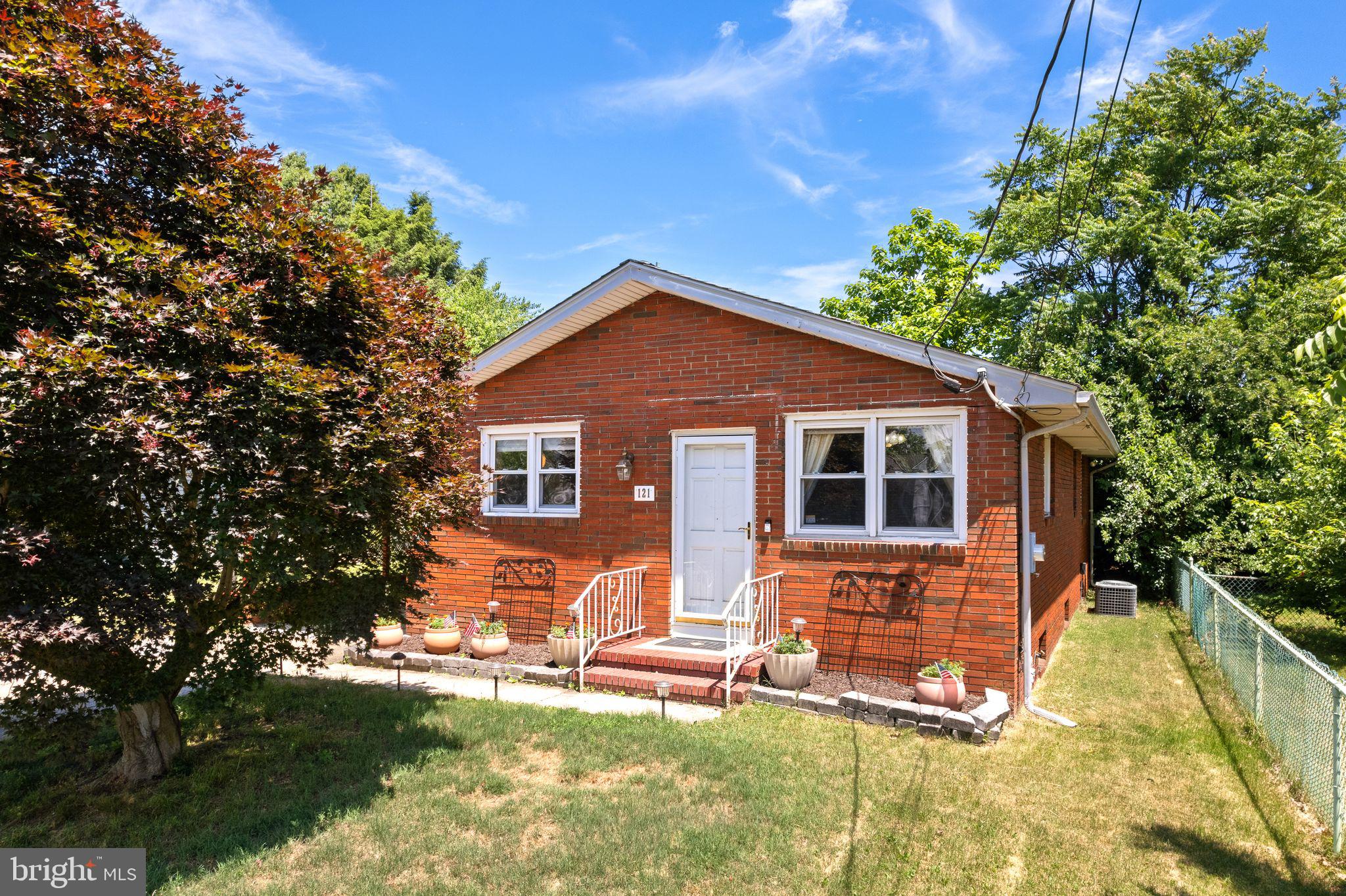 121 DOBBS AVENUE