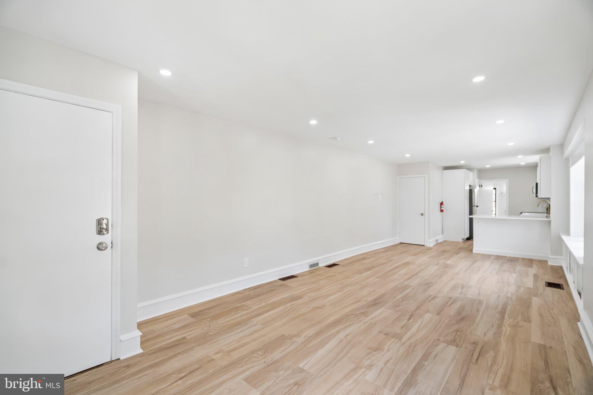 102 E PARK AVENUE B