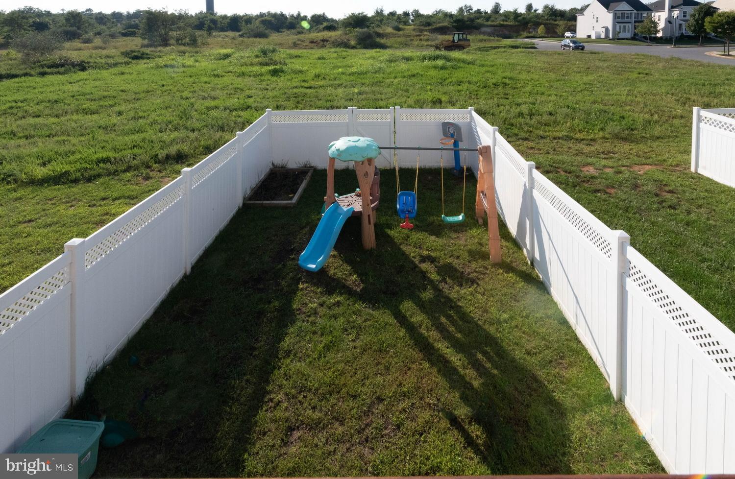 LAKELAND PLACE - Residential