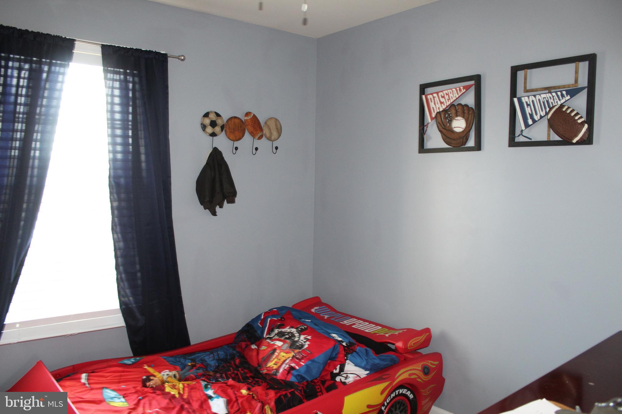 LAKELAND PLACE - Residential