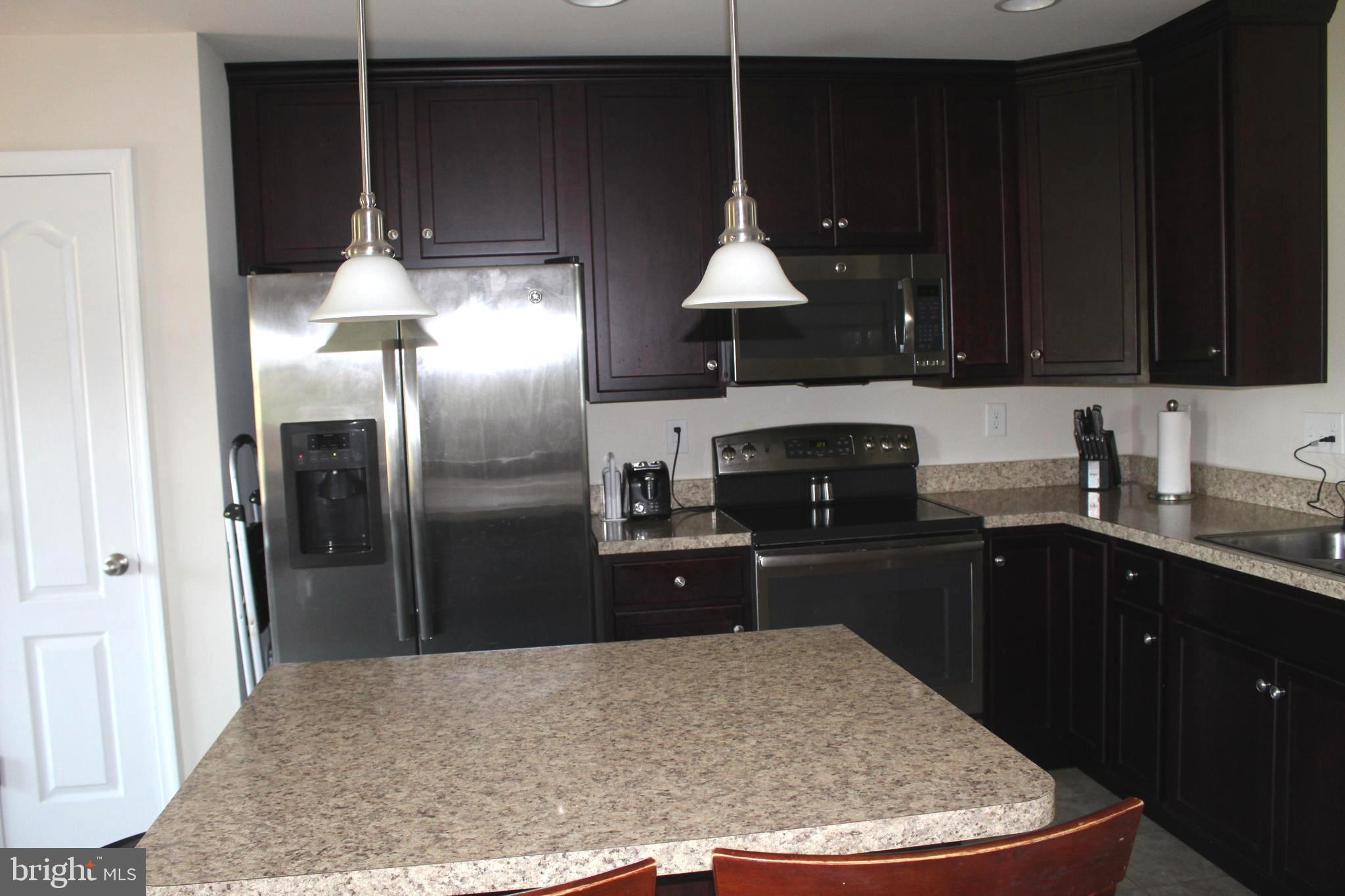 LAKELAND PLACE - Residential