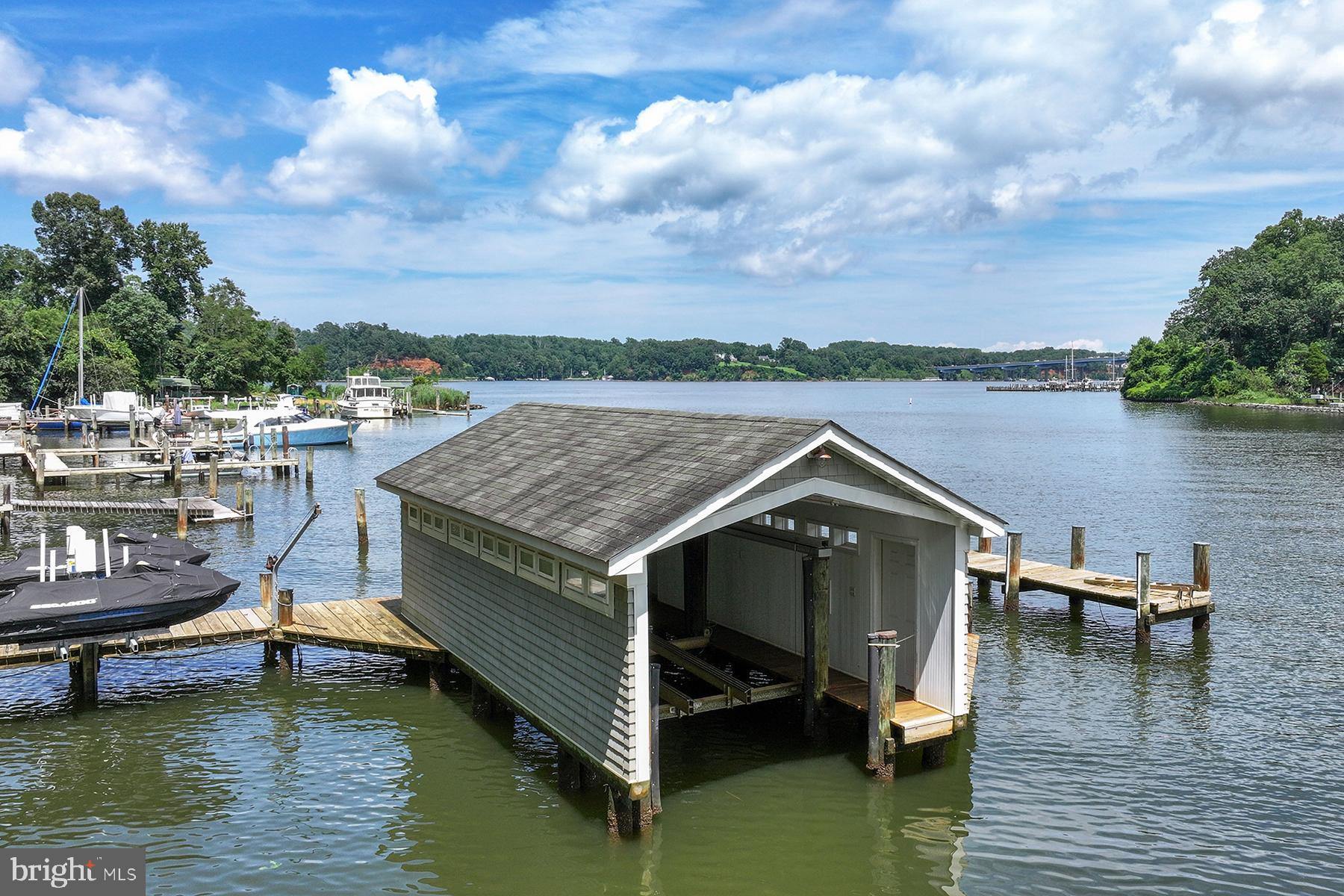 1715 PORTERS HILL ROAD