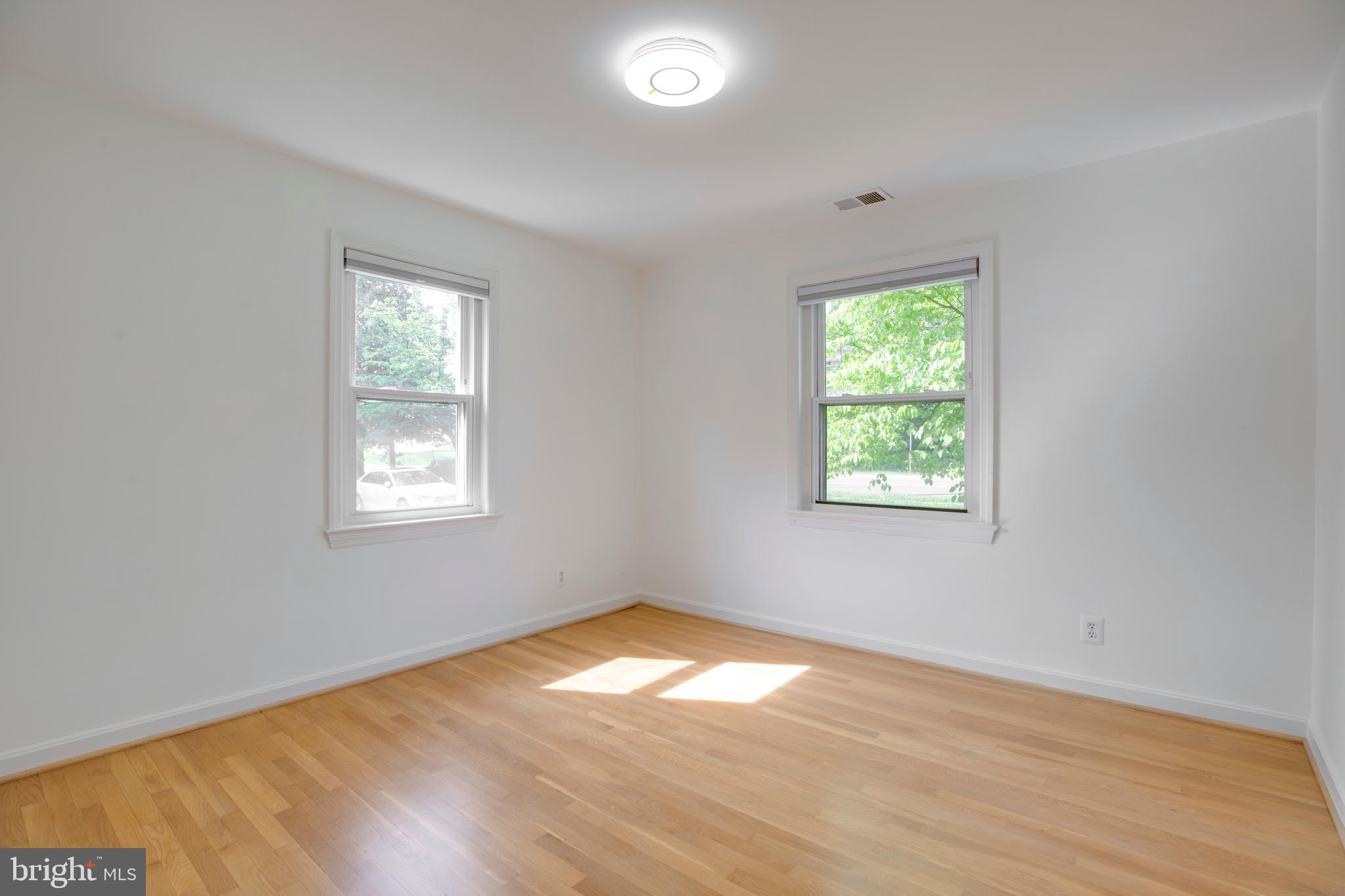 KENT GARDENS - Residential Lease