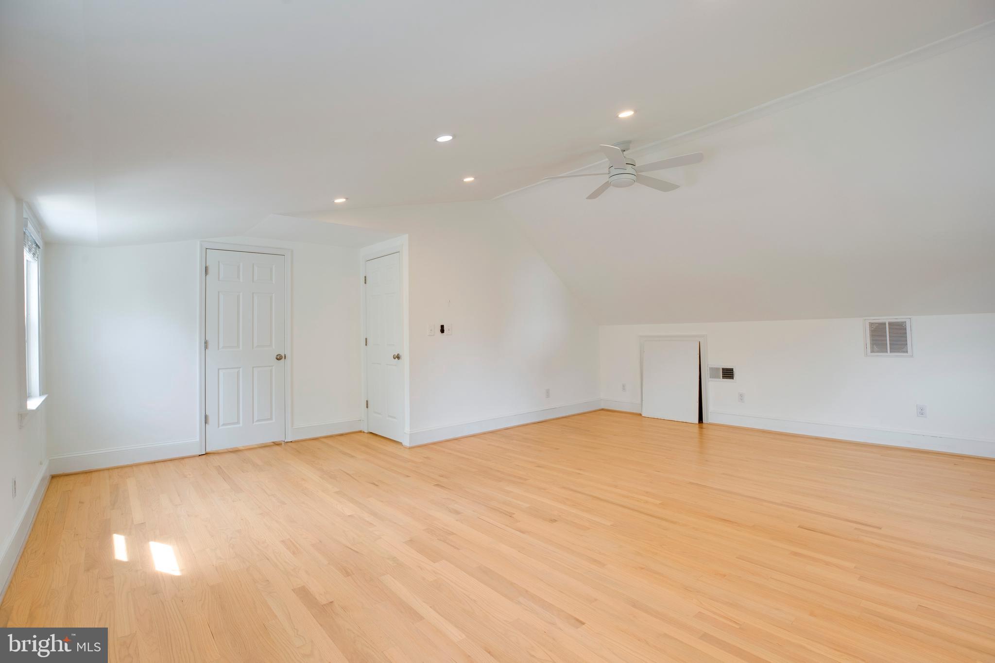 KENT GARDENS - Residential Lease