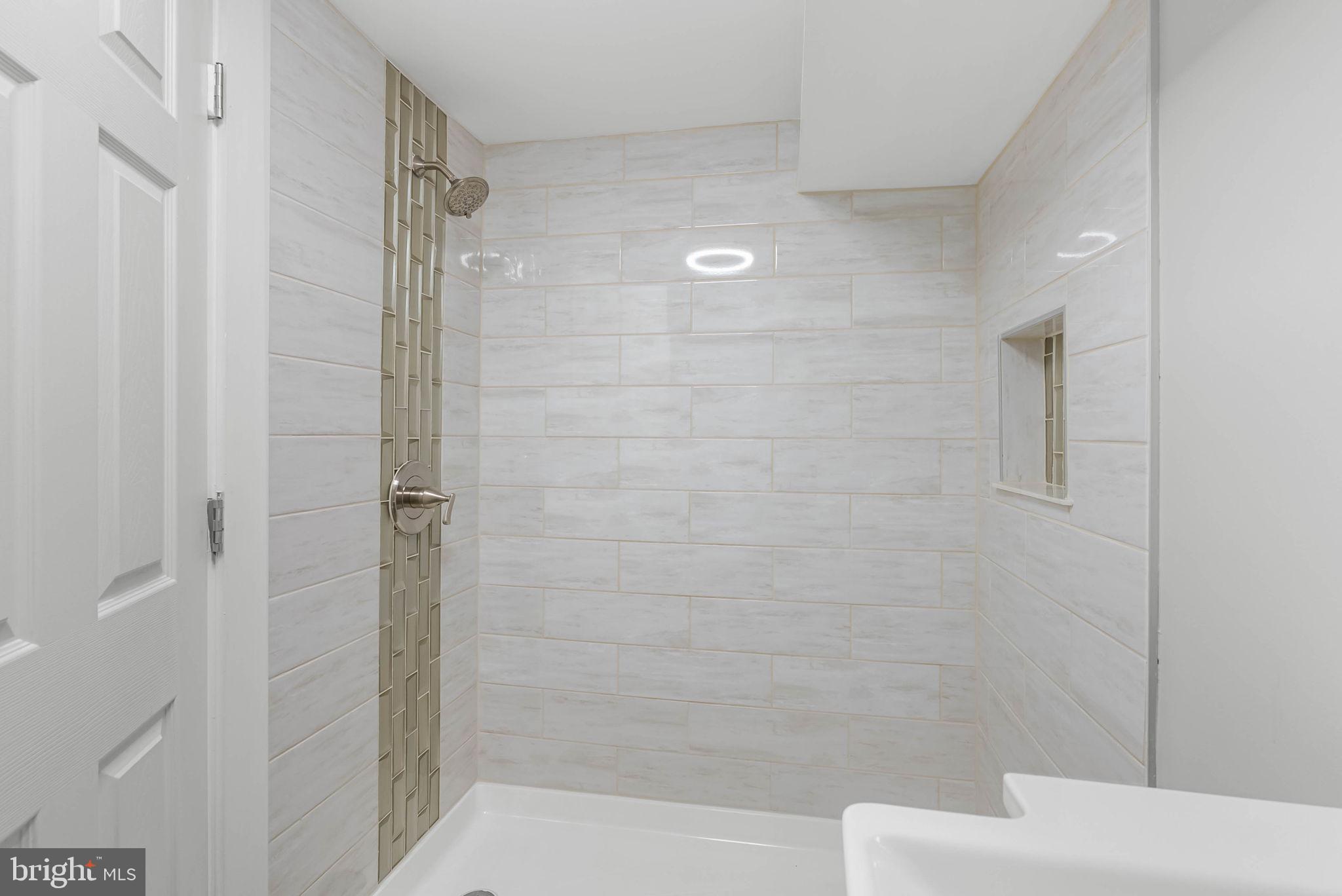 GRAYS FERRY - Residential