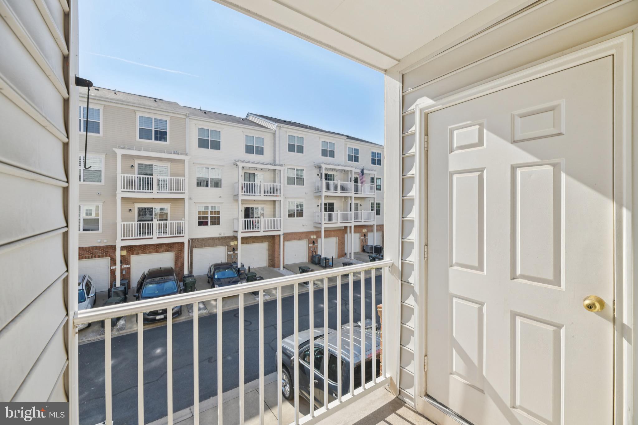 MARKET CENTER CONDOMINIUM - Residential