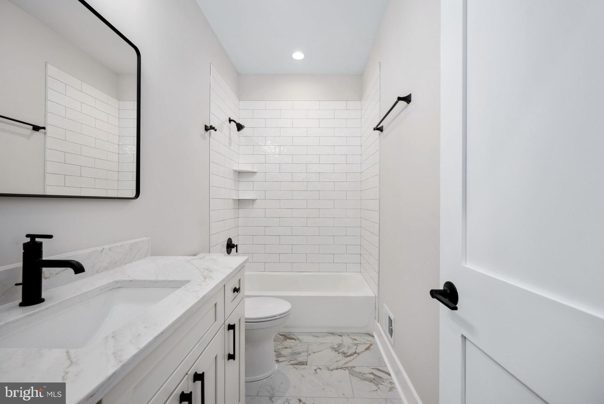 SKYLAND ESTATES - Residential