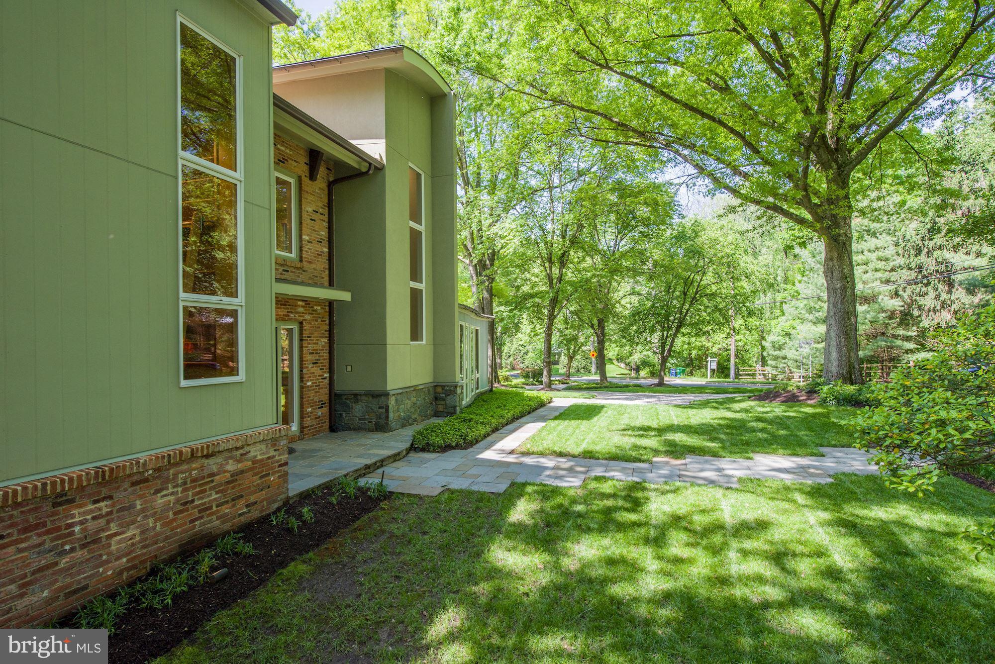 ROCKVILLE - Residential