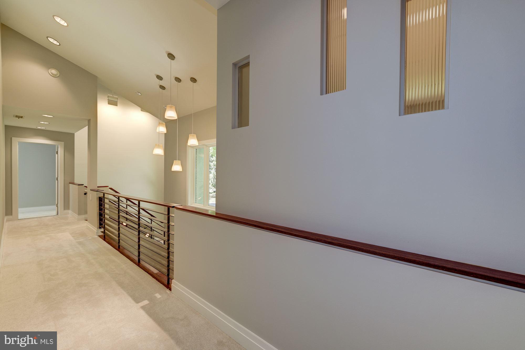 ROCKVILLE - Residential