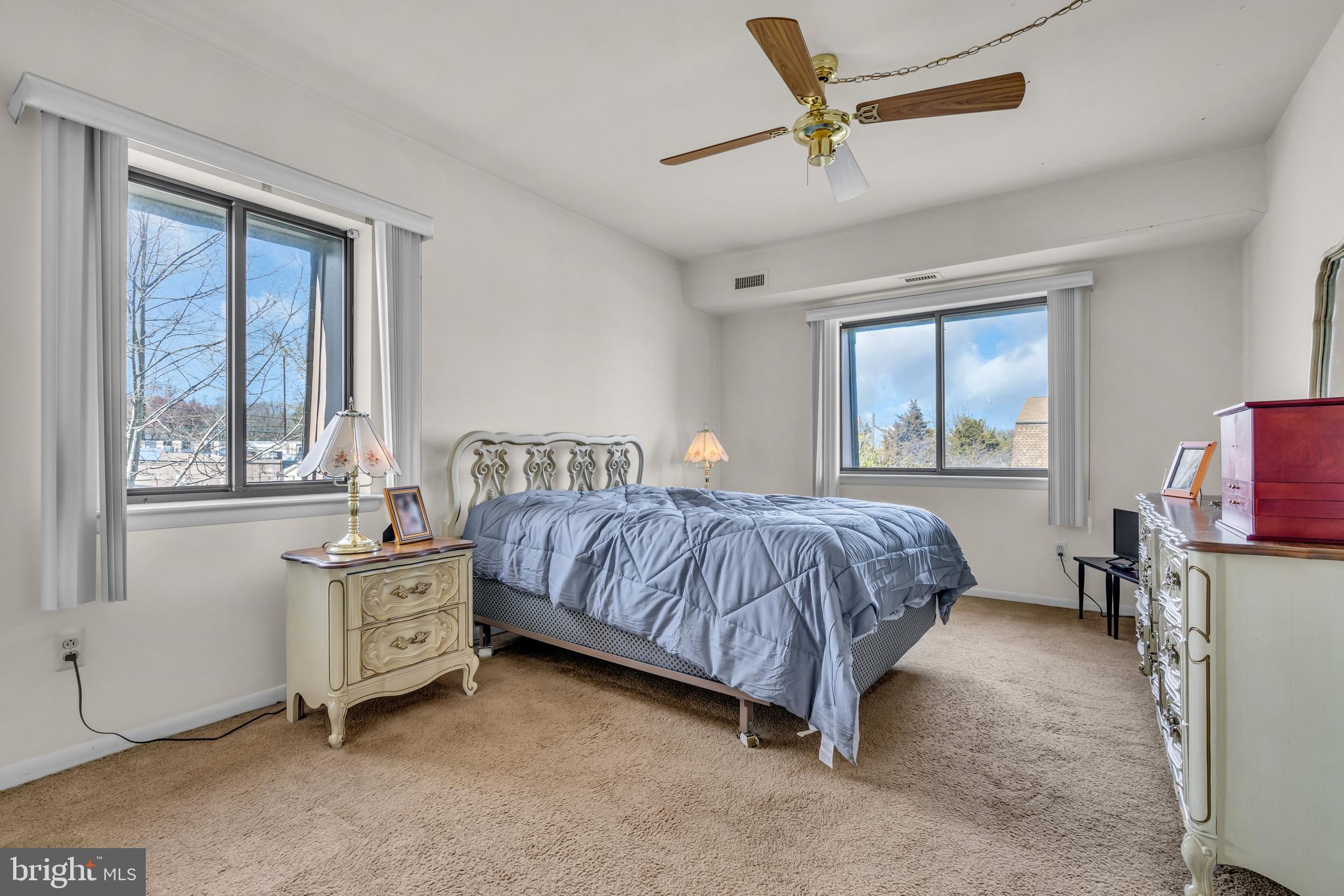 DELAIRE LANDING - Residential