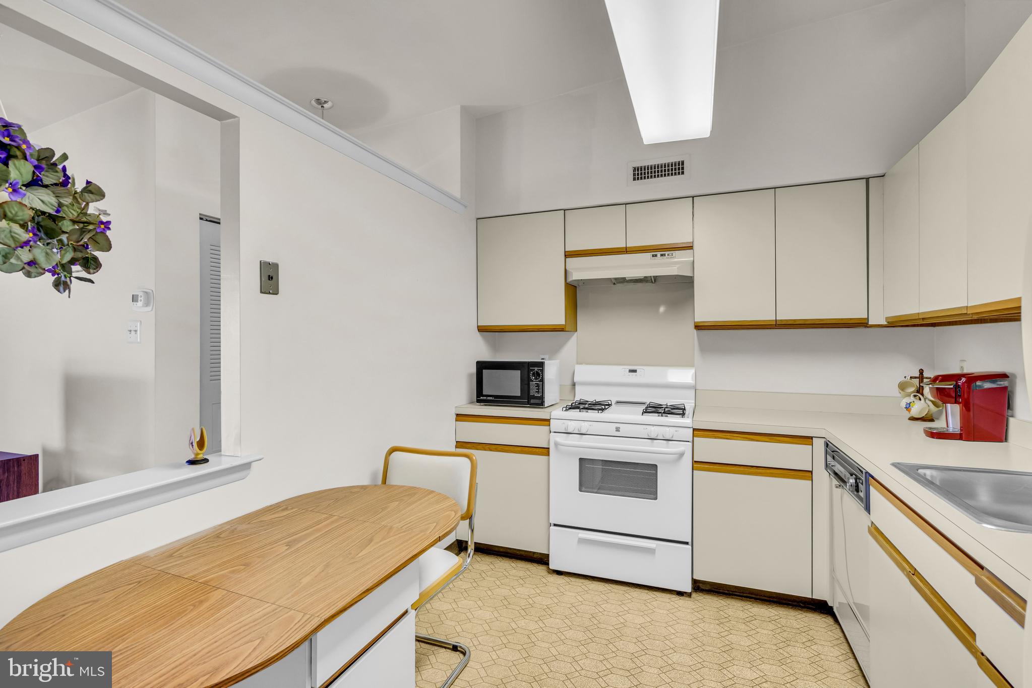 DELAIRE LANDING - Residential