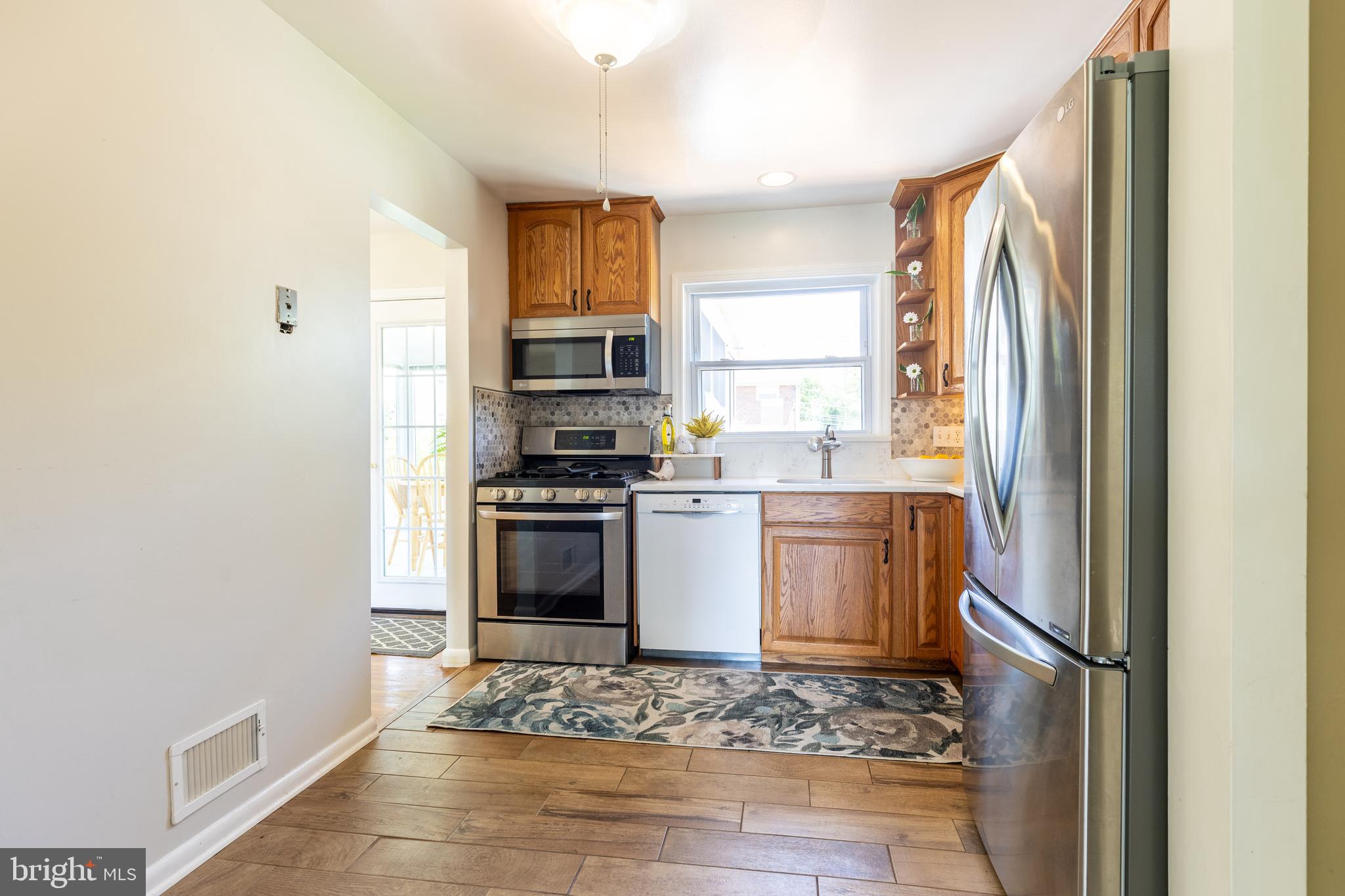 ROLLINGWOOD - Residential