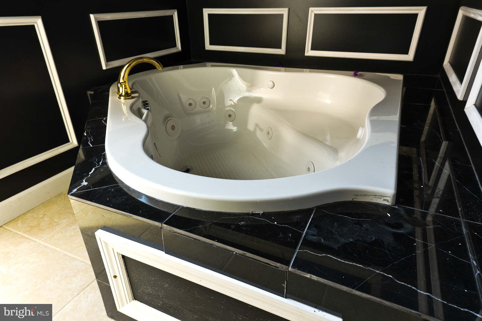 RAMBLEBROOK - Residential