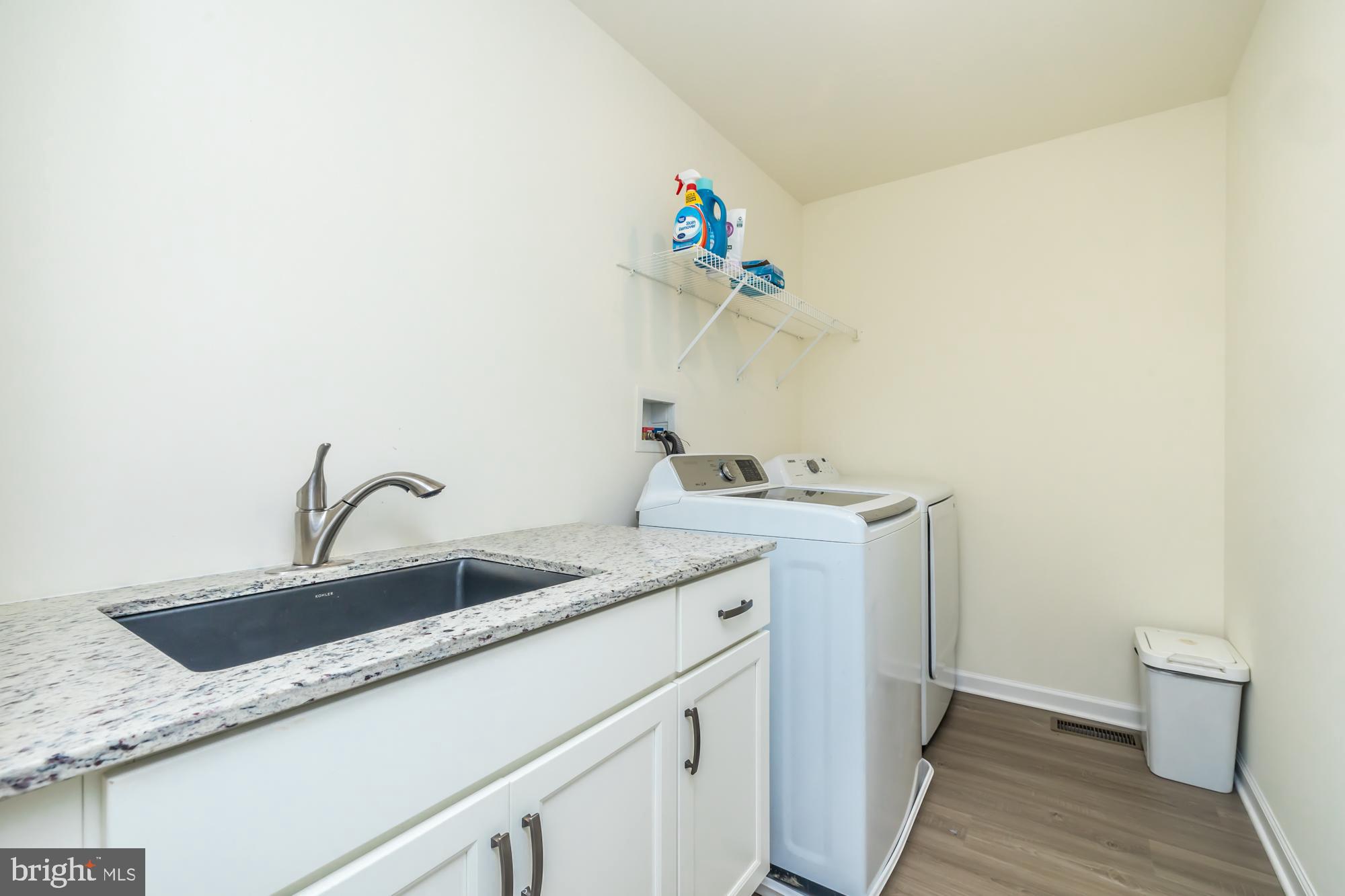 CROSS CREEK - Residential