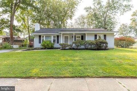 Photo of 19 Queens Way, NEWARK, DE 19713 (MLS # DENC2089022)