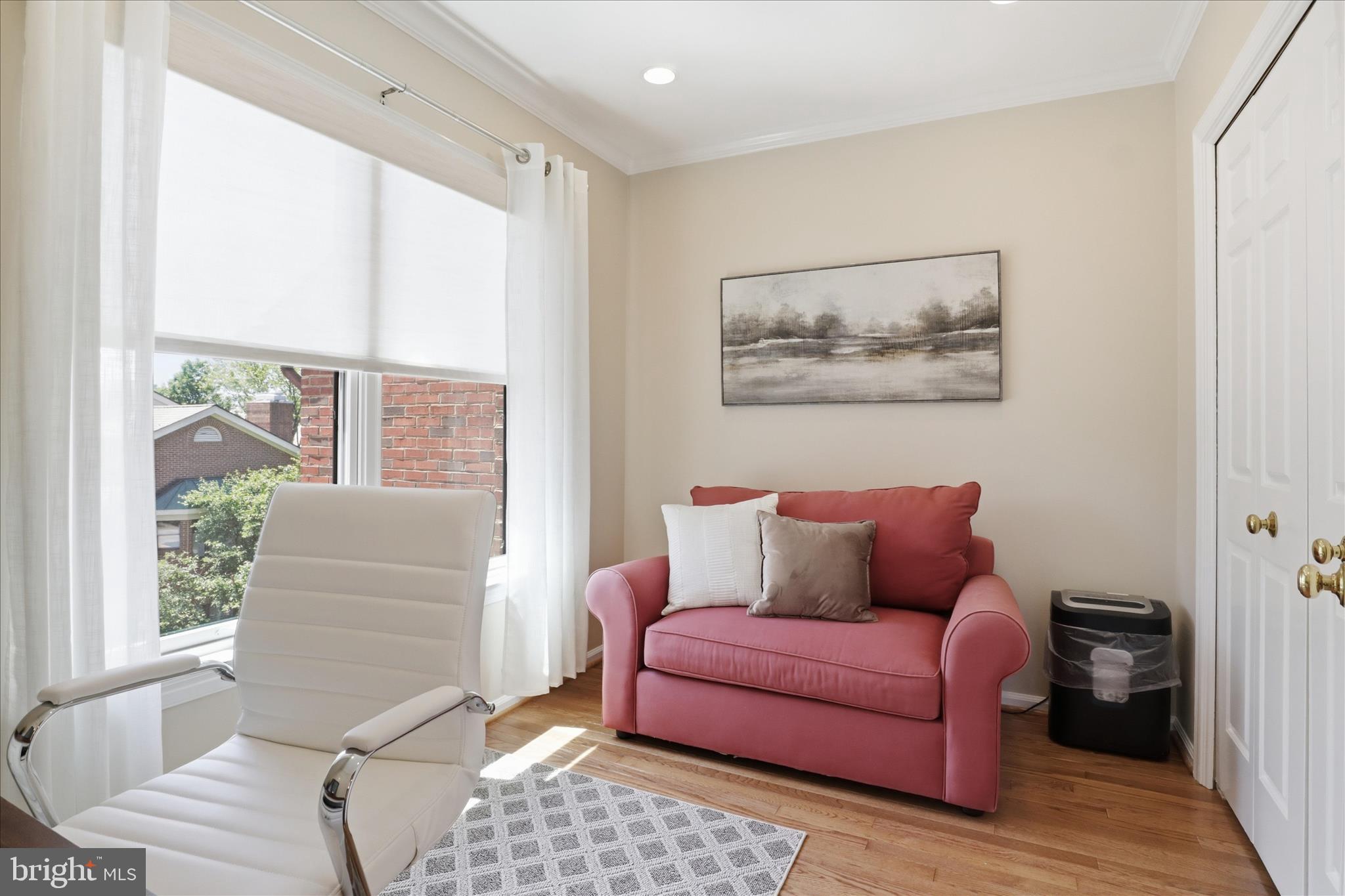 HAMPTONS OF MCLEAN - Residential