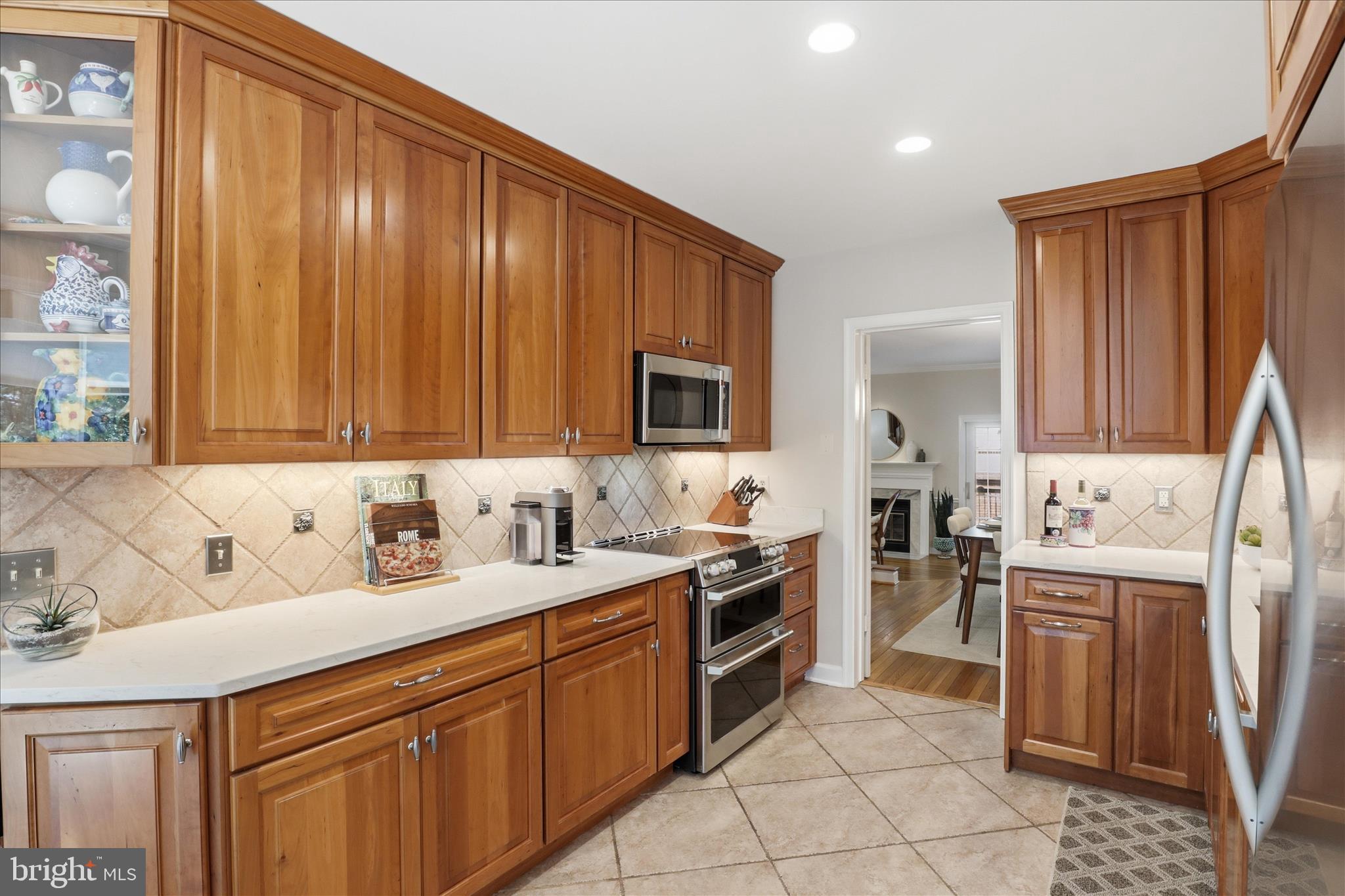 HAMPTONS OF MCLEAN - Residential