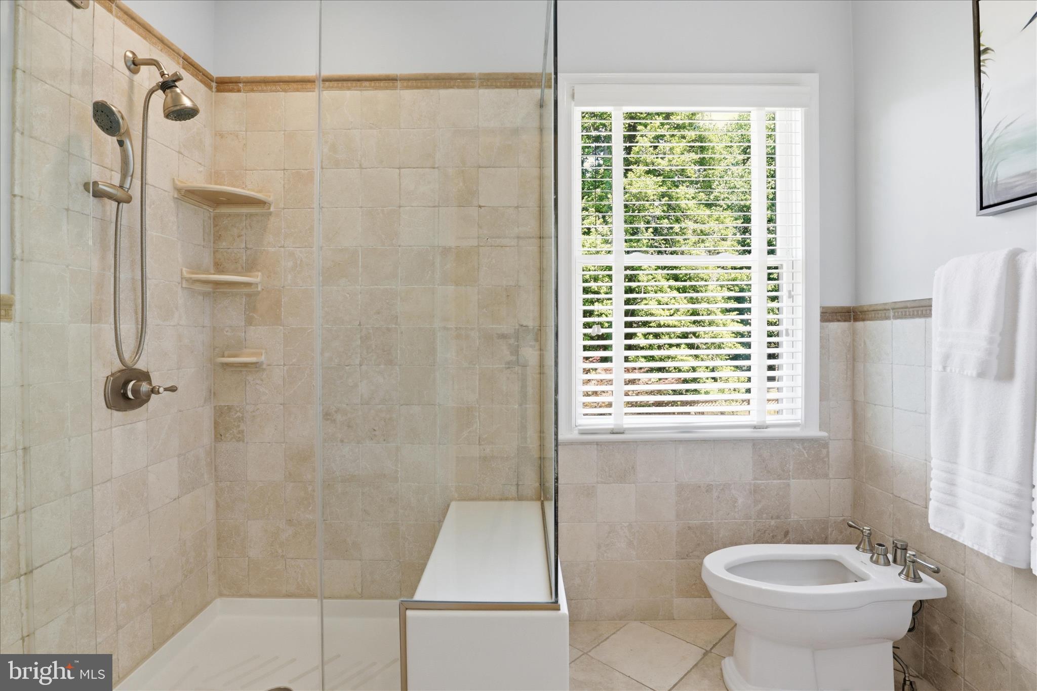 HAMPTONS OF MCLEAN - Residential