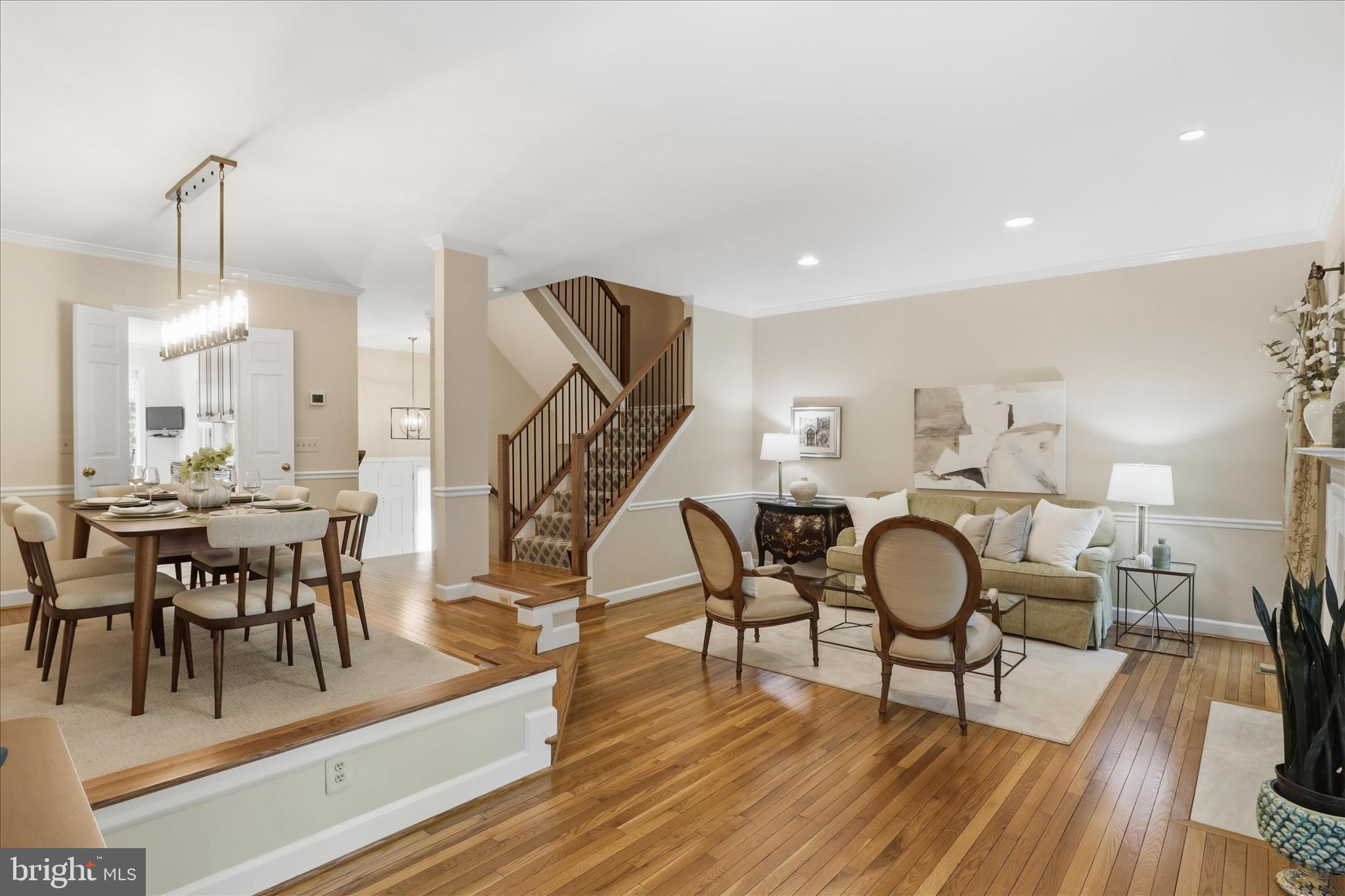 HAMPTONS OF MCLEAN - Residential